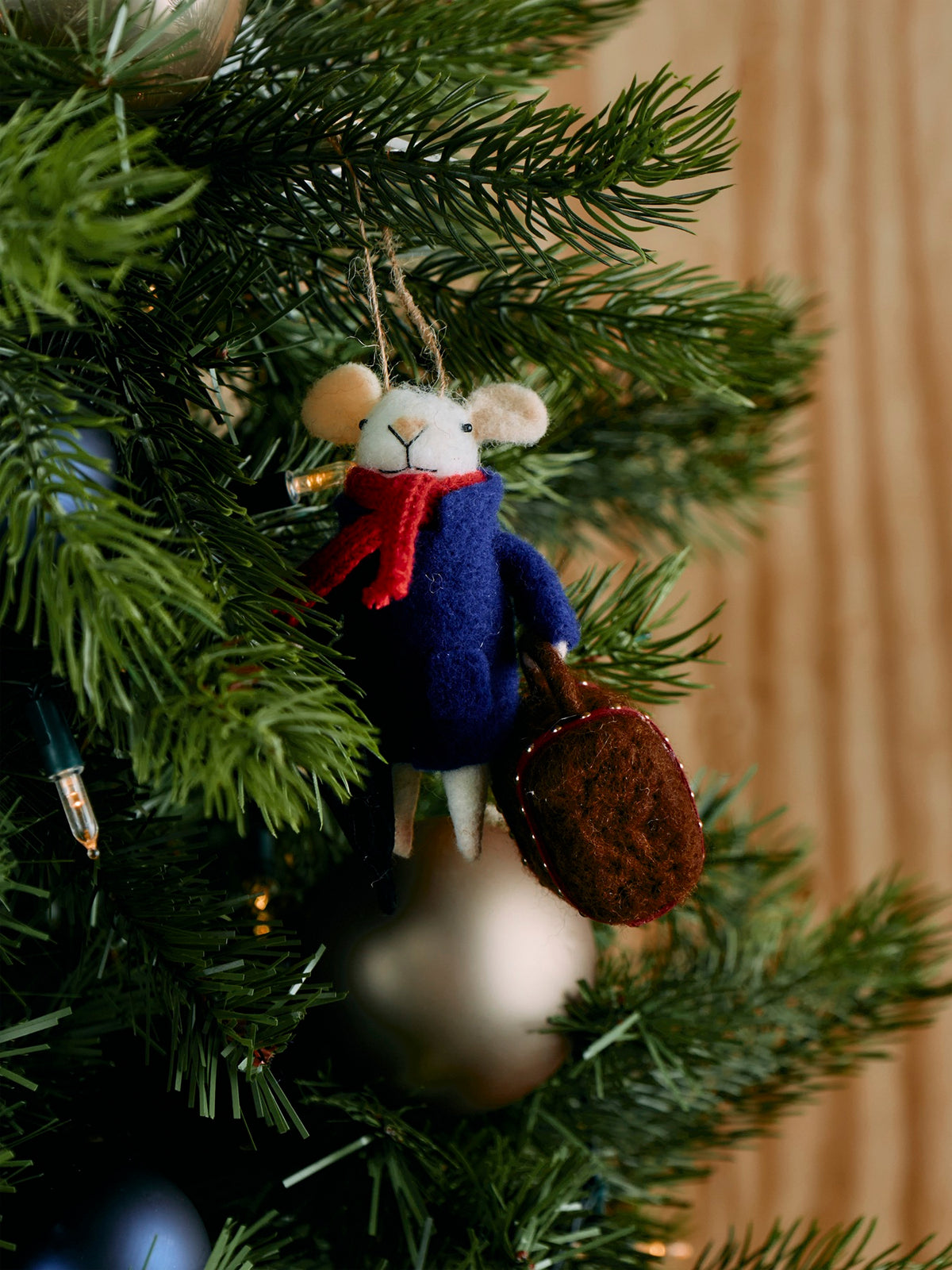 Travelling Mouse Felt Christmas Hanging Decoration