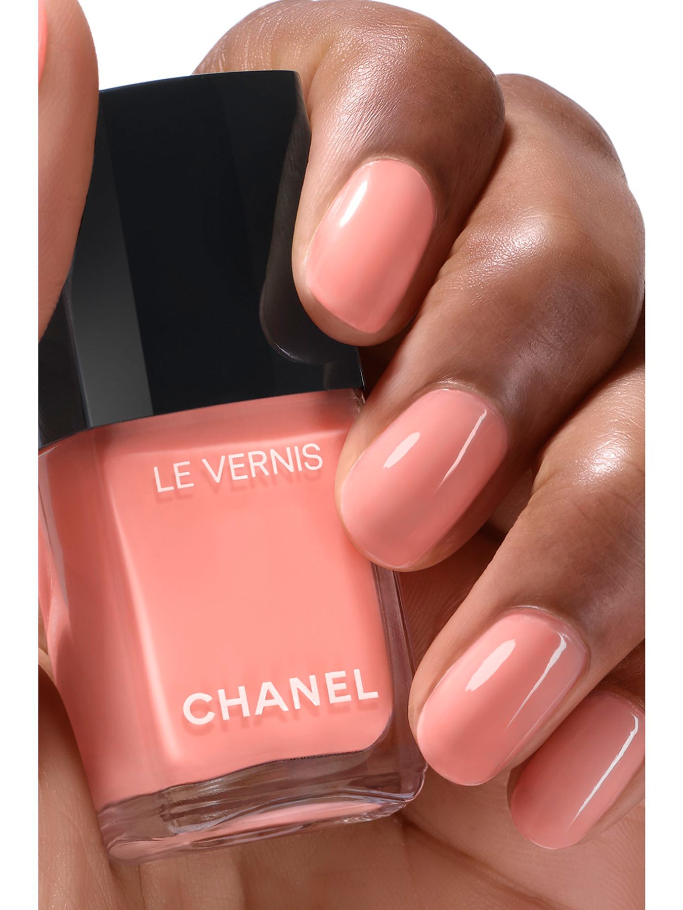 Le Vernis Nail Polish
