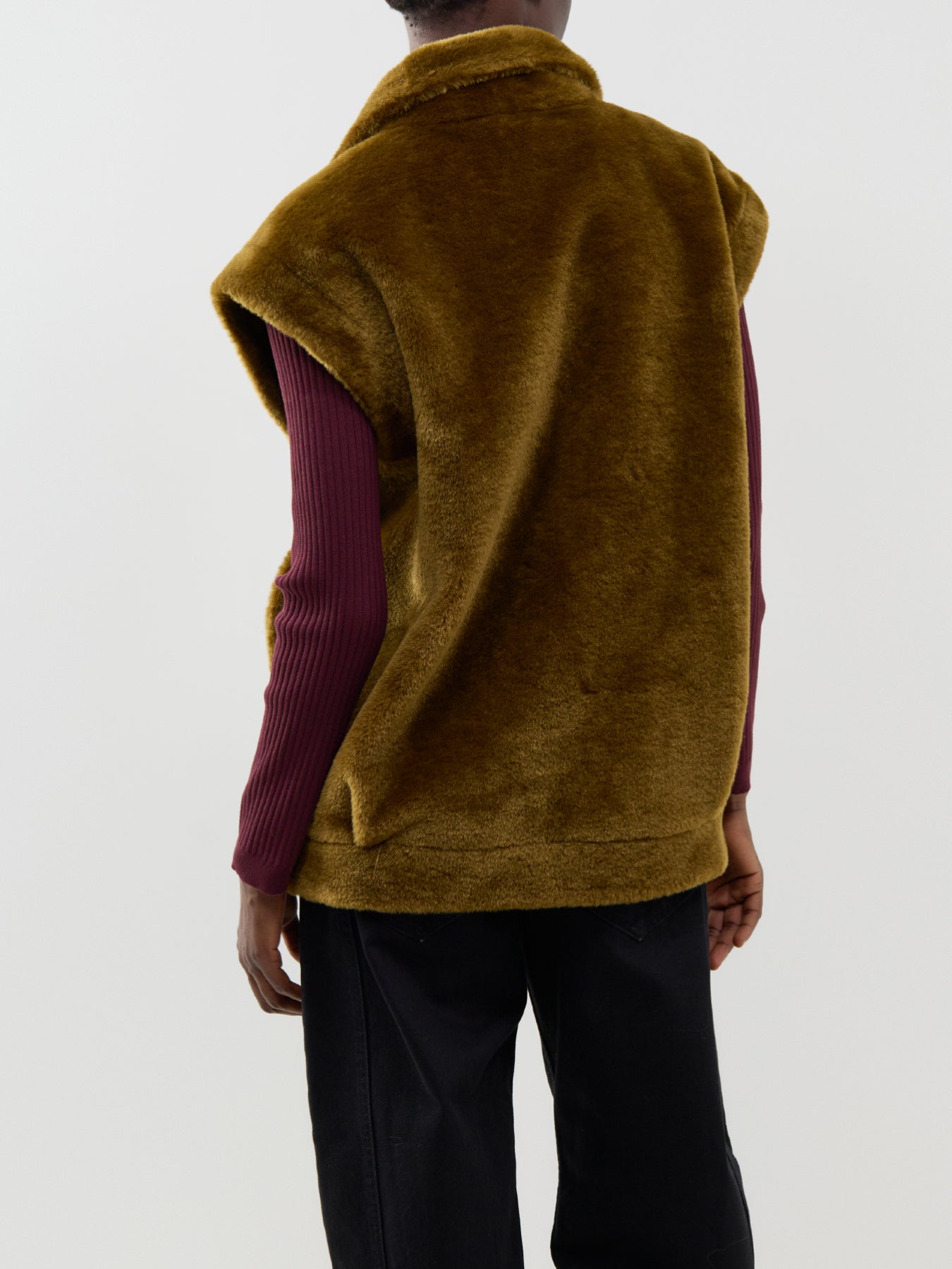 Giurato Faux-Fur Gilet - Oil Green
