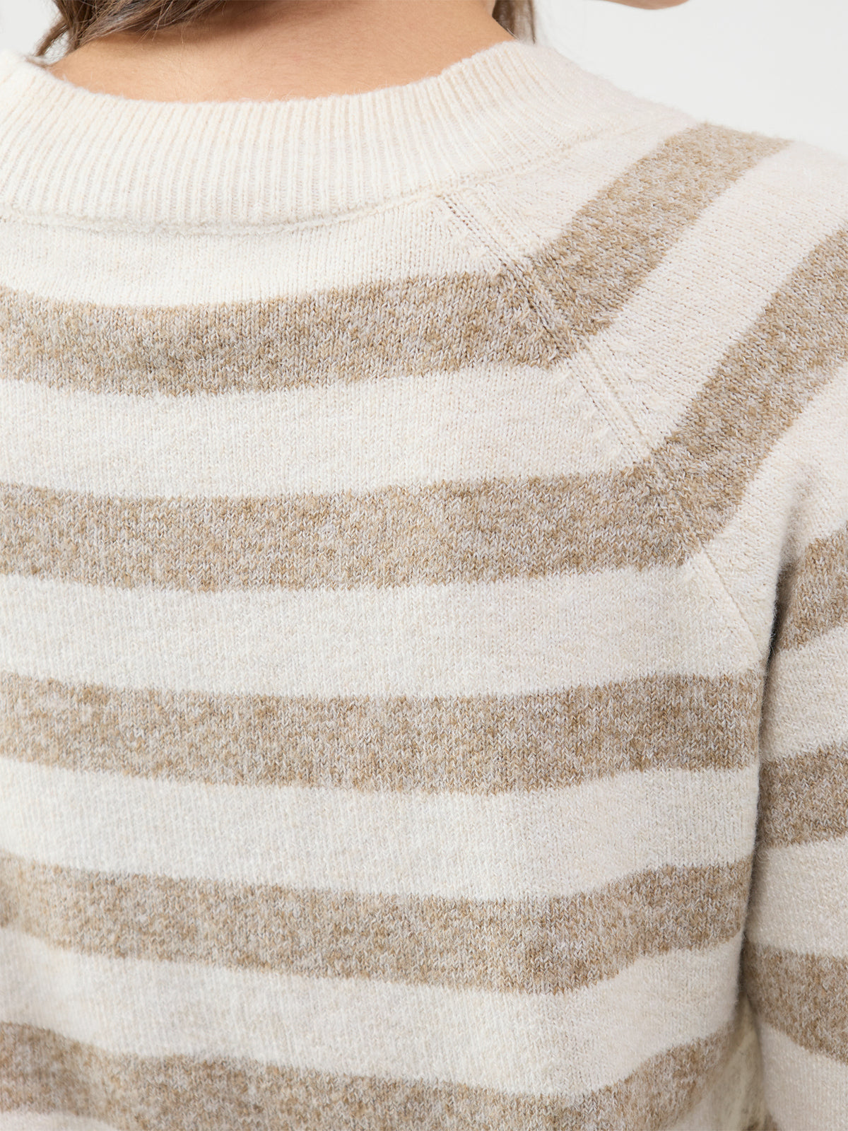 Doffy Long Sleeve Round Neck Top