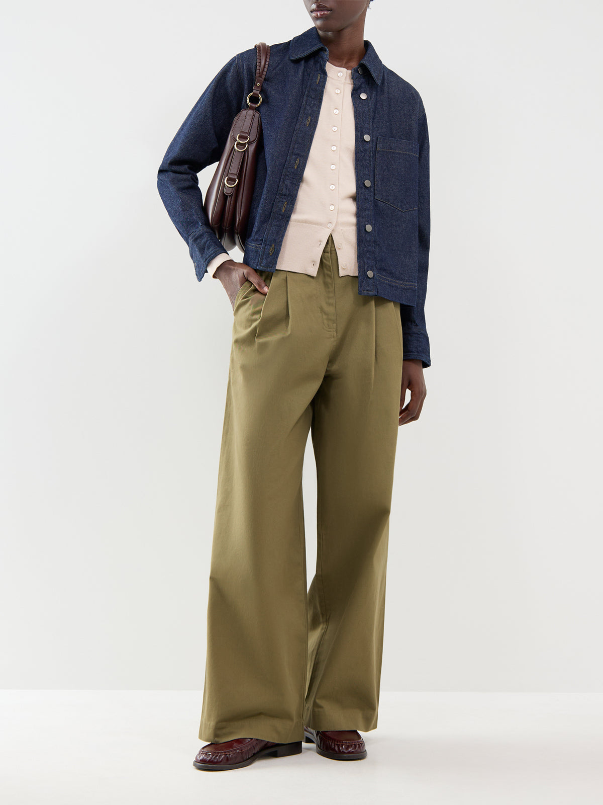 Mio Long-Sleeved Button Cardigan