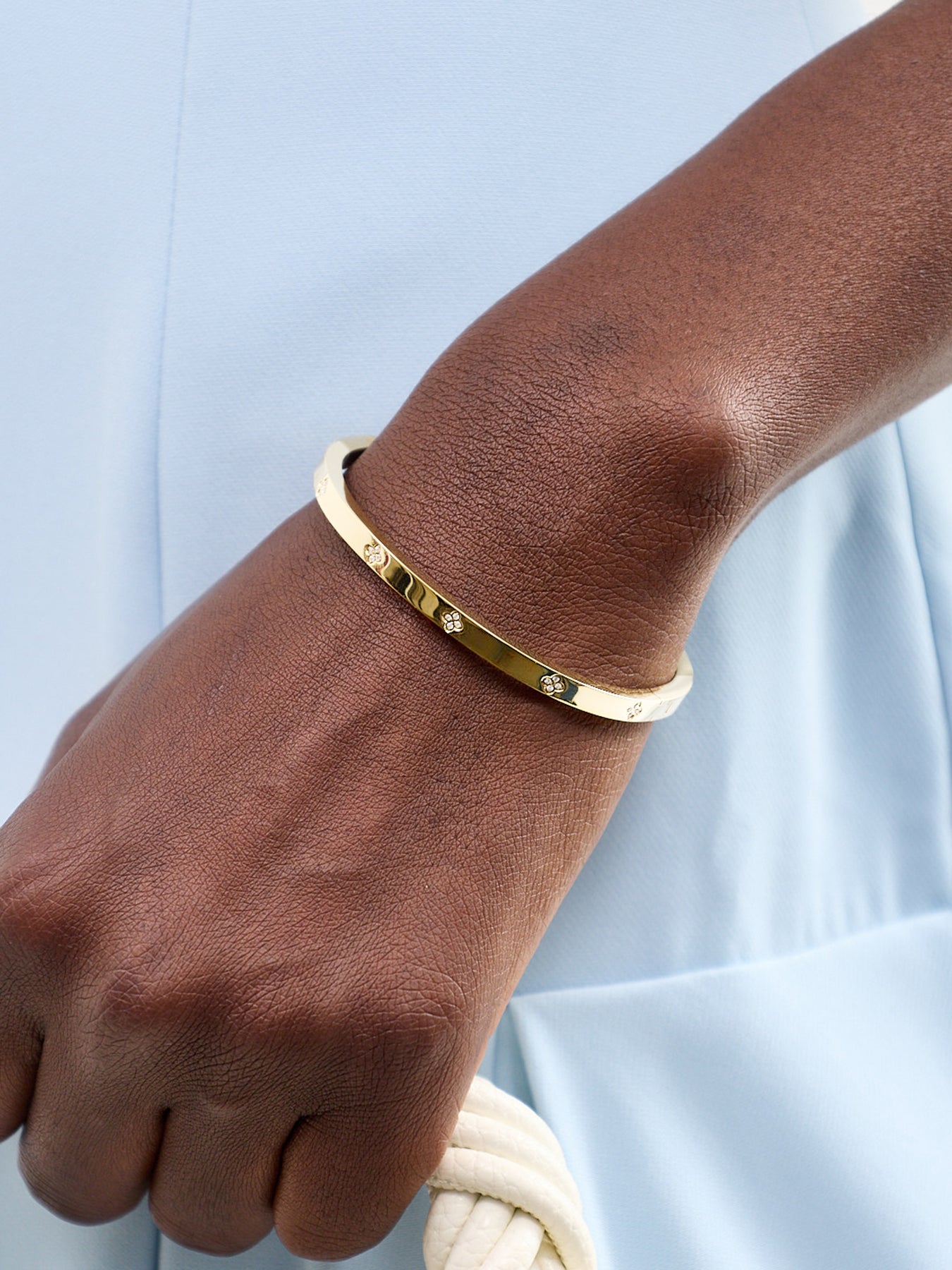 Clover Slim Bangle