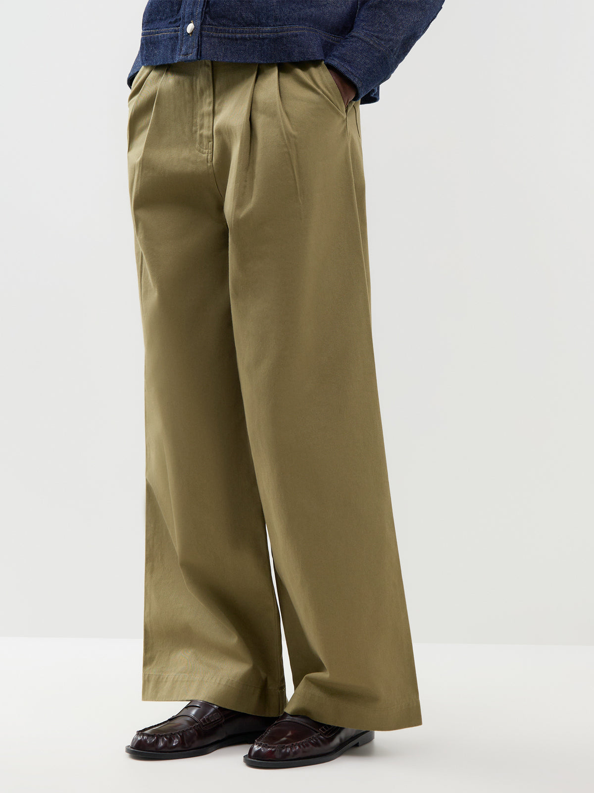 Cotton Julie Barrel Trousers - Light Olive