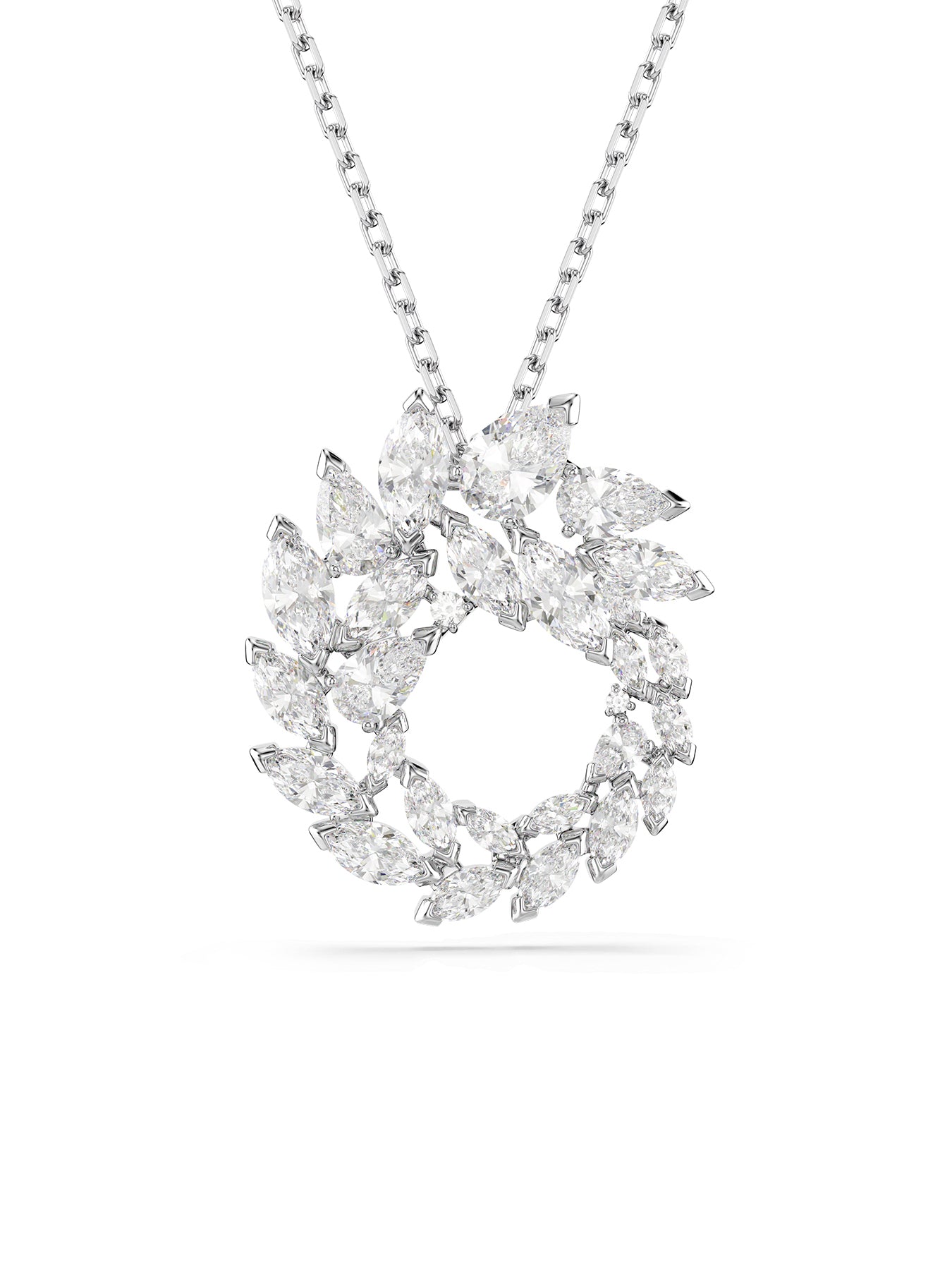 Mesmera Circular Pendant Necklace Silver