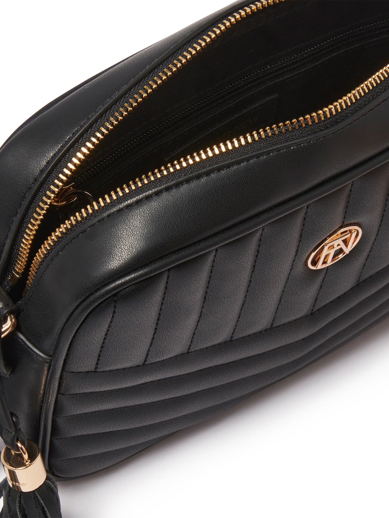 Signature Quinn Quilted Camera Bag Black