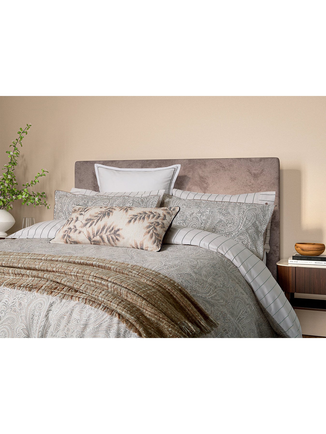 Avita King Duvet Cover Set Charcoal, Chalk & Tan