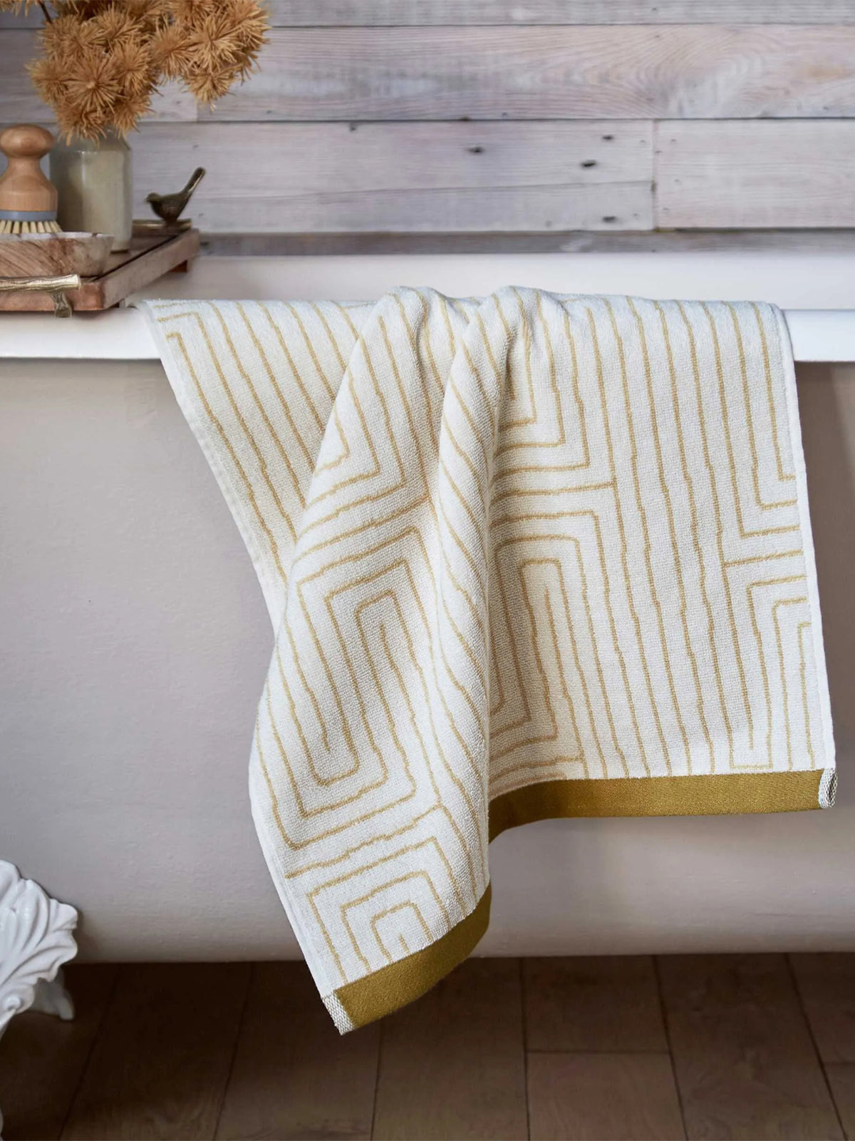Pia Bath Sheet Warm Ochre