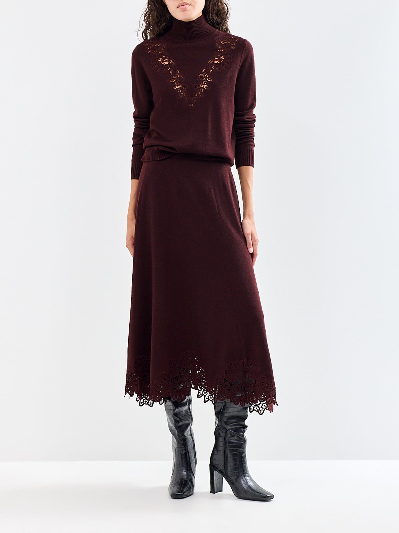 Wool Valiant Merino Lace Turtleneck