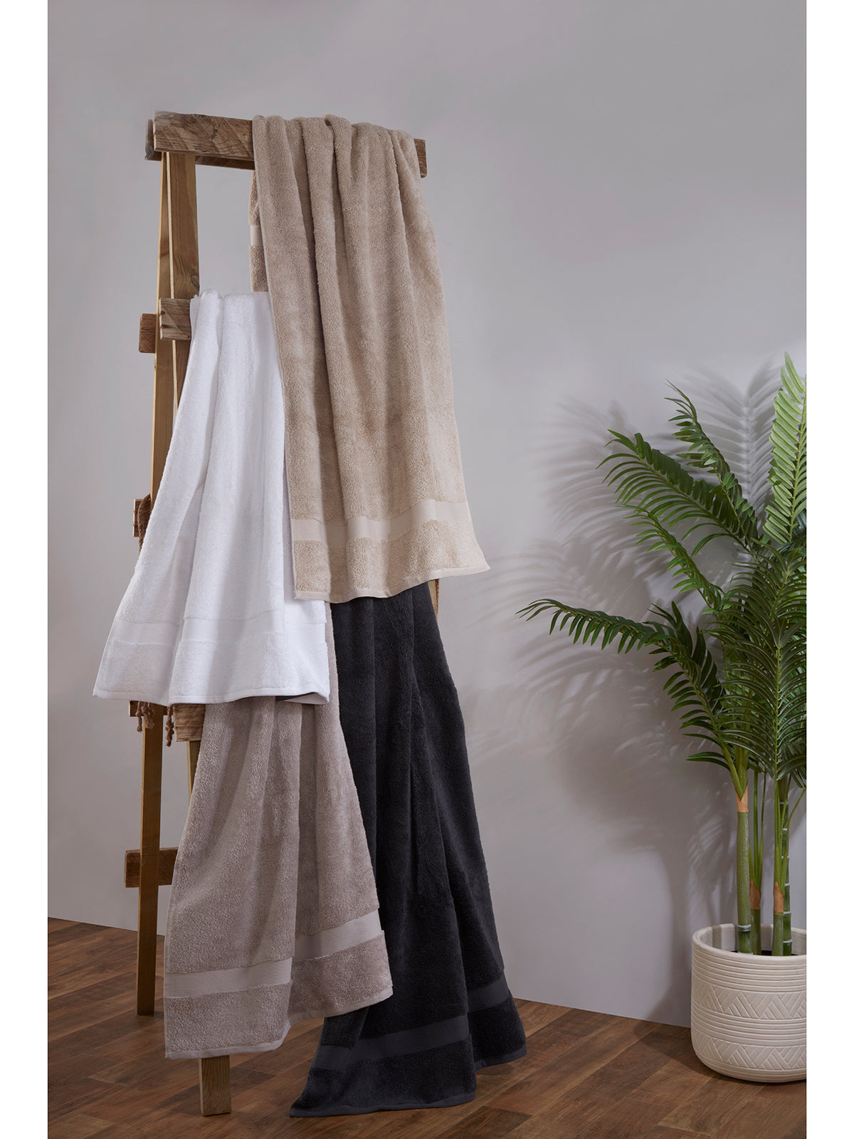 Five Star Hotel Concept 750 GSM Cotton Hand Towel