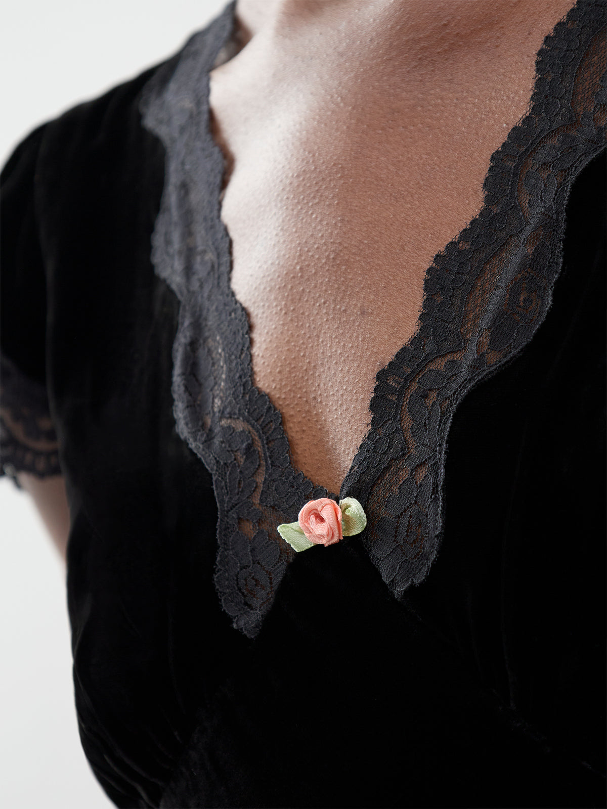 Karia Viscose & Silk Top – Black Velvet