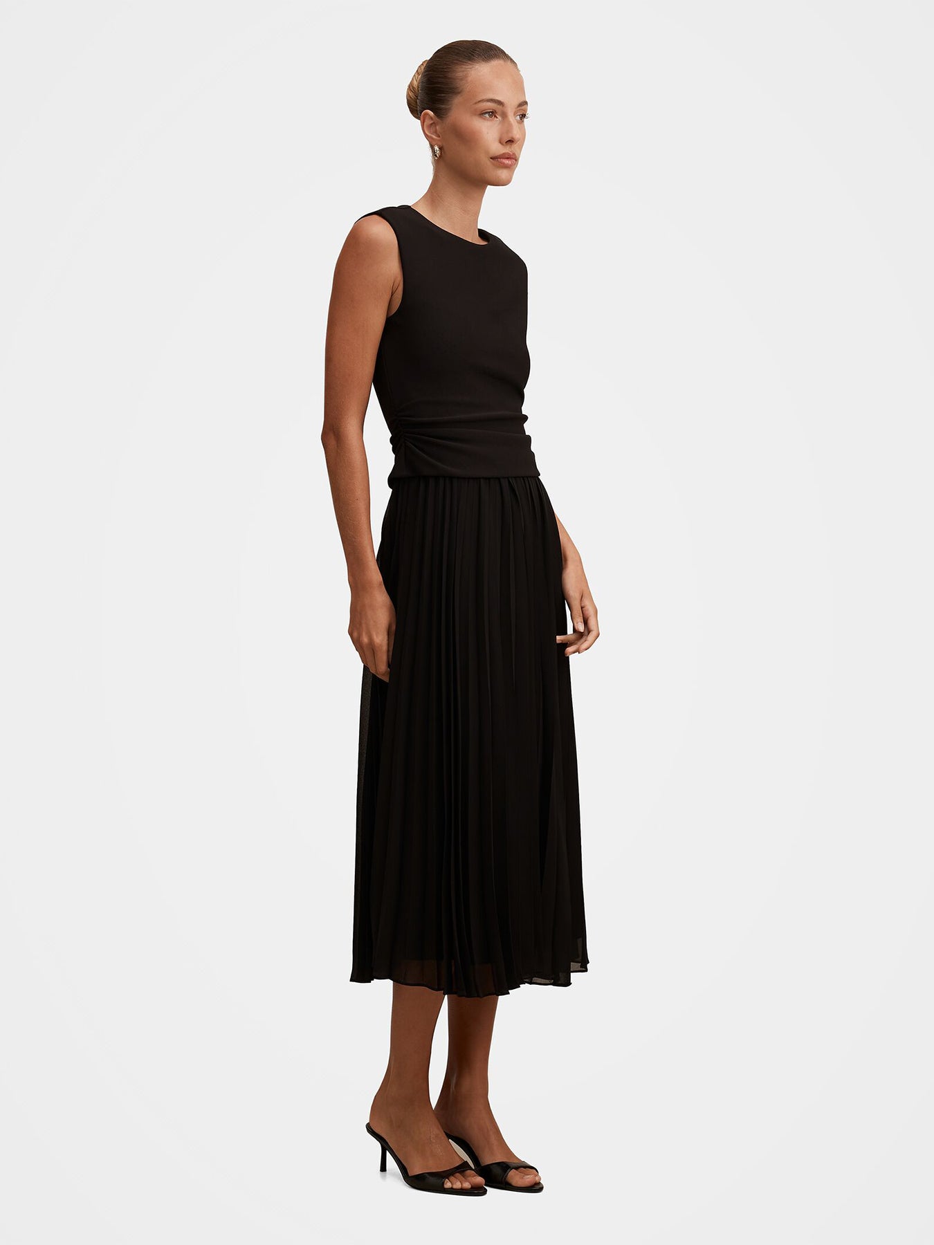 Emilia 2-in-1 Pleated Midi Dress Black