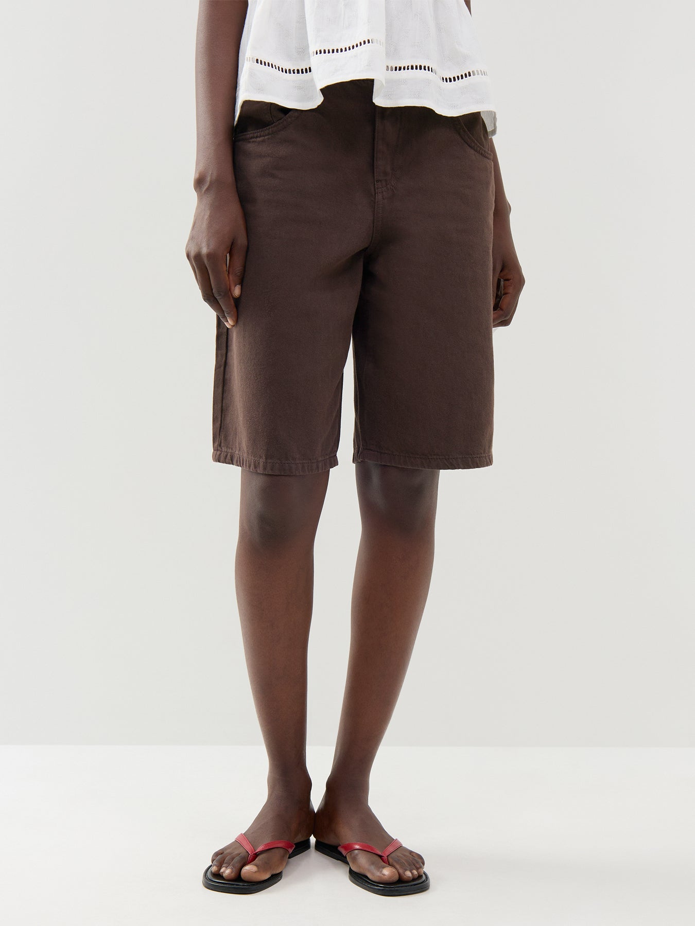 Mate-Silla Baggy Long Shorts Brown