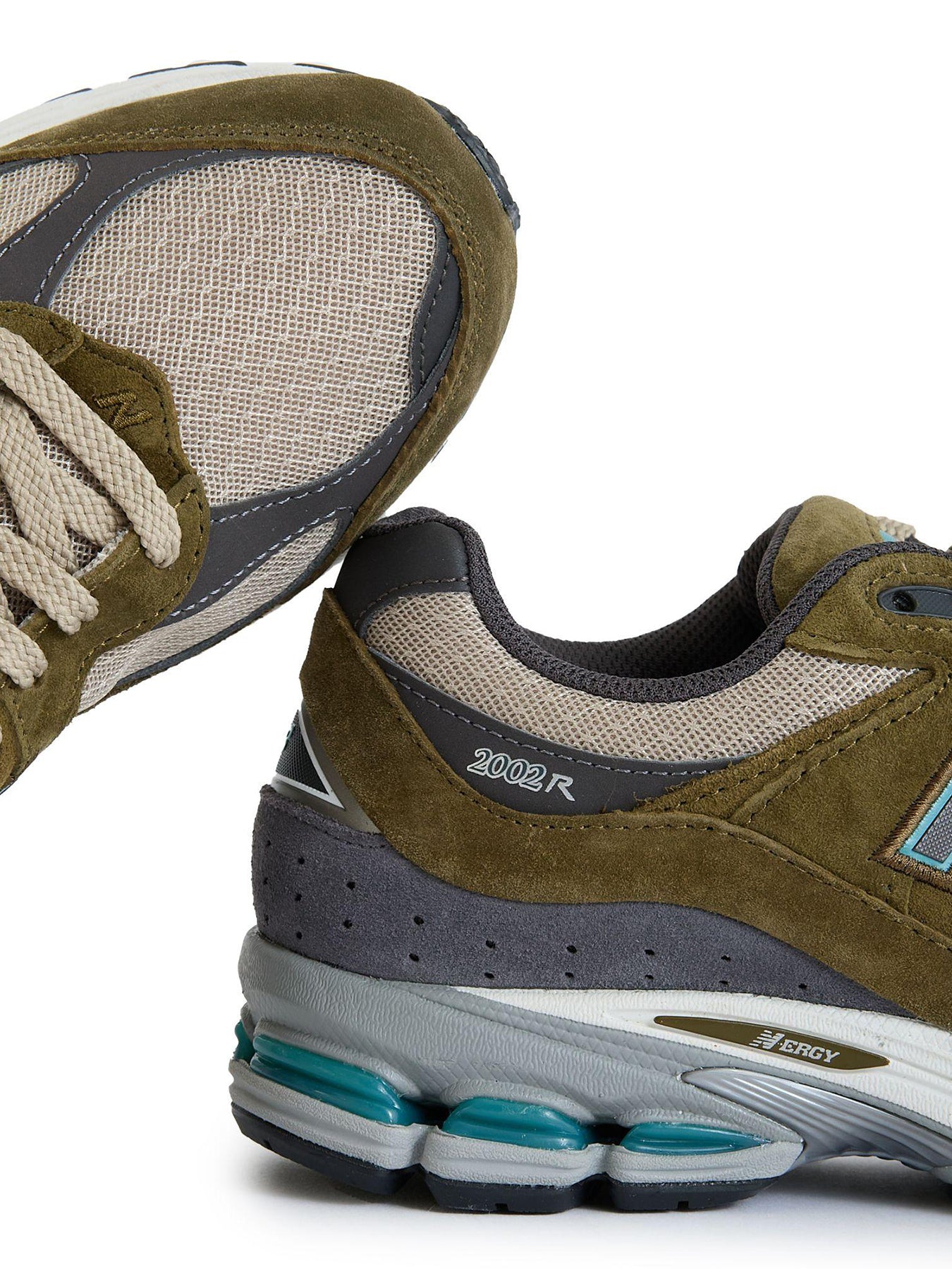2002R Trainers Brown