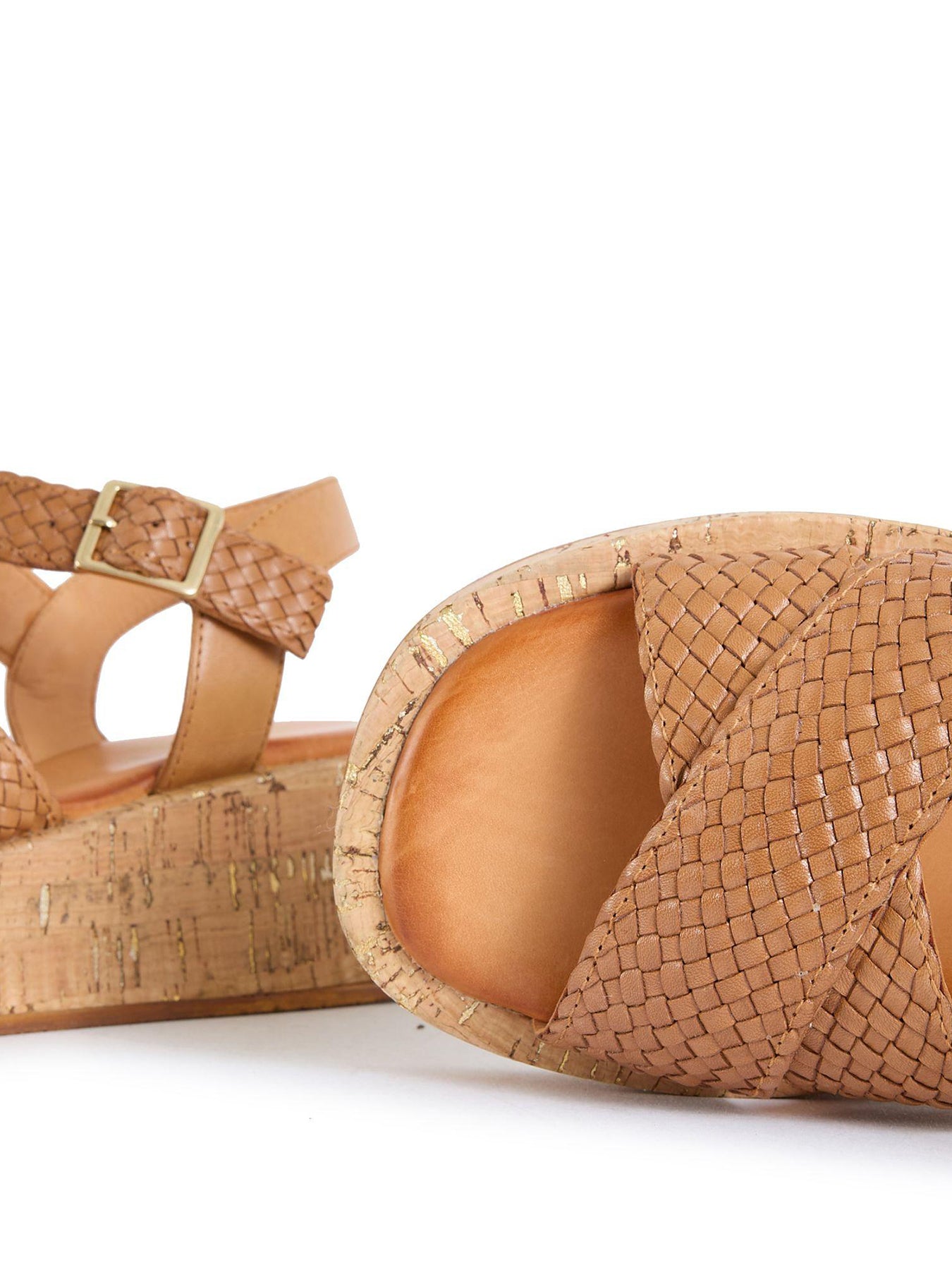 Briana Flatform Sandals Tan