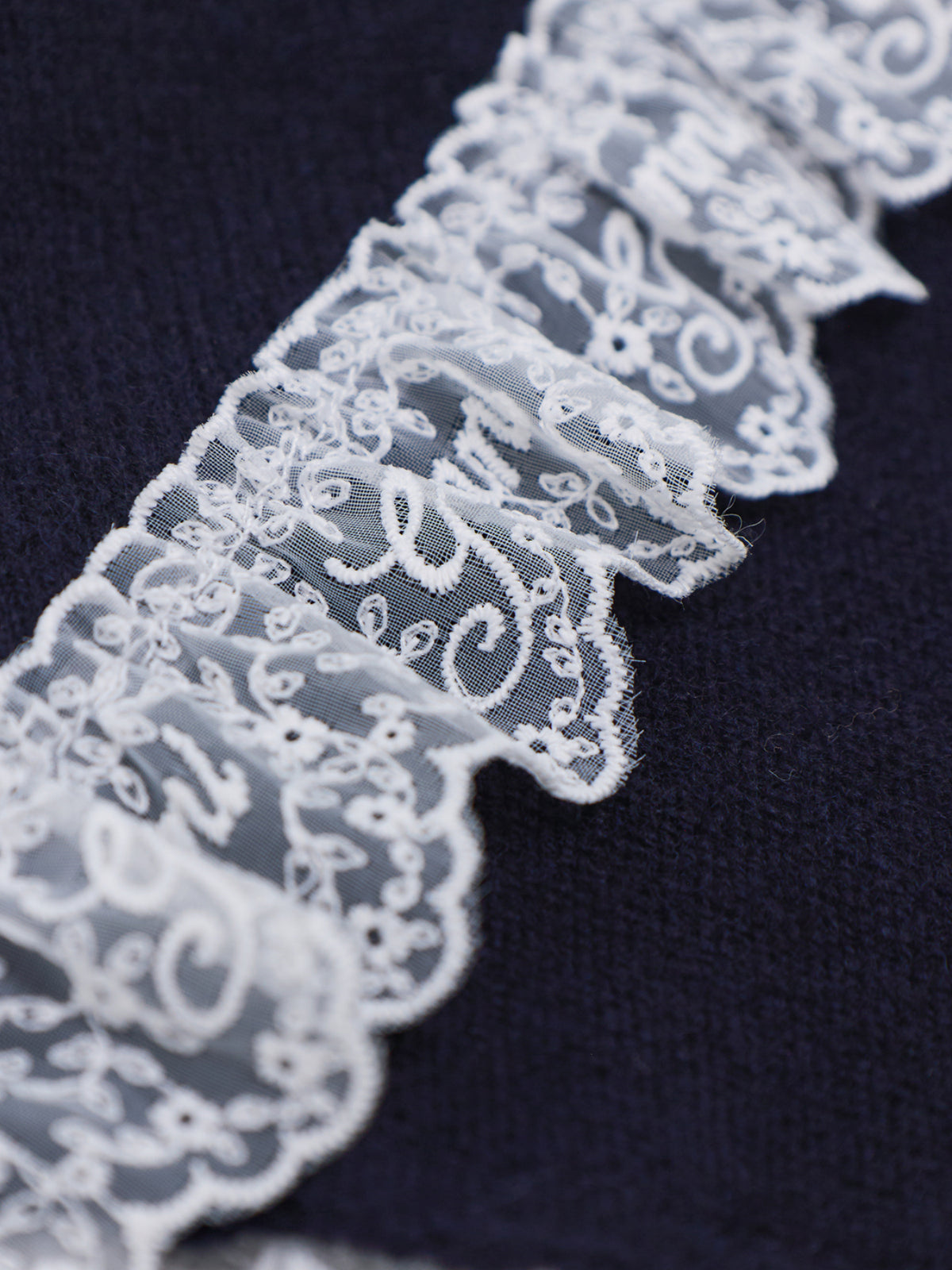 Wool Lace Triangular Scarf