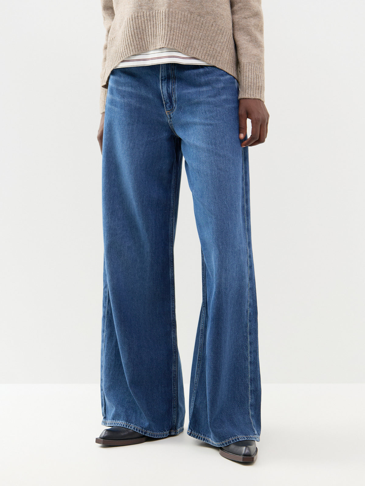 Featherweight Sofie Full Wide Jeans