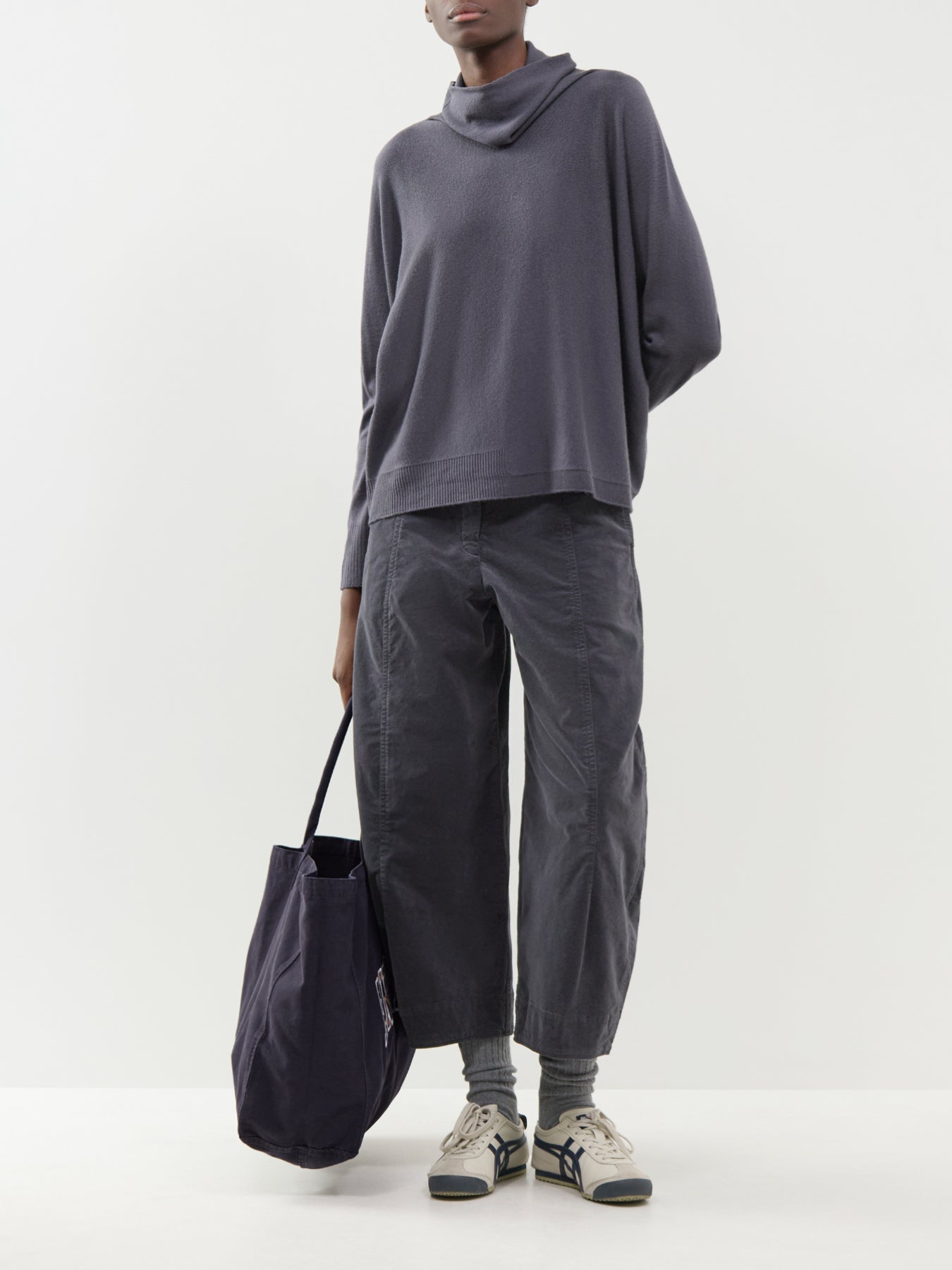Virgin Wool Roll Neck Long-Sleeved Jumper - Graphite