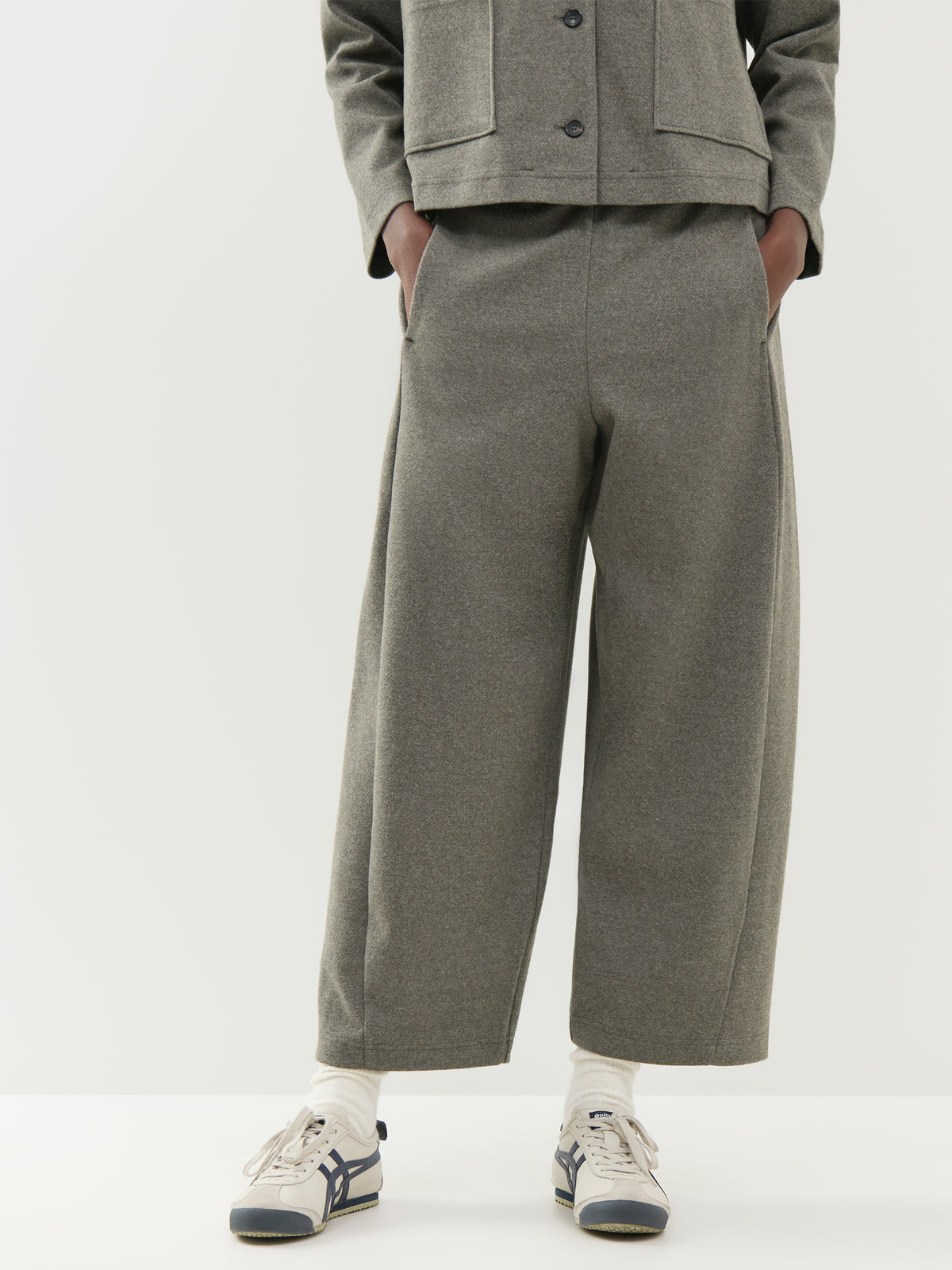 Cropped Barrel Jersey Trousers - Meadow