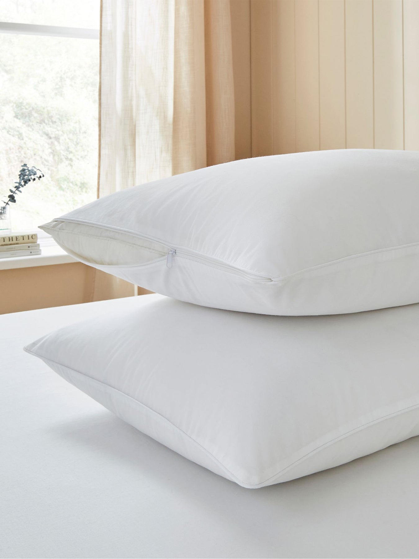 The Fine Bedding Company Classic Cotton Pillow Protector Pair