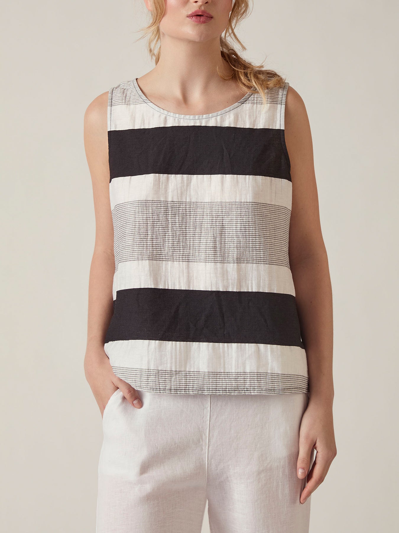 Holiday Striped Linen Blend Top Black