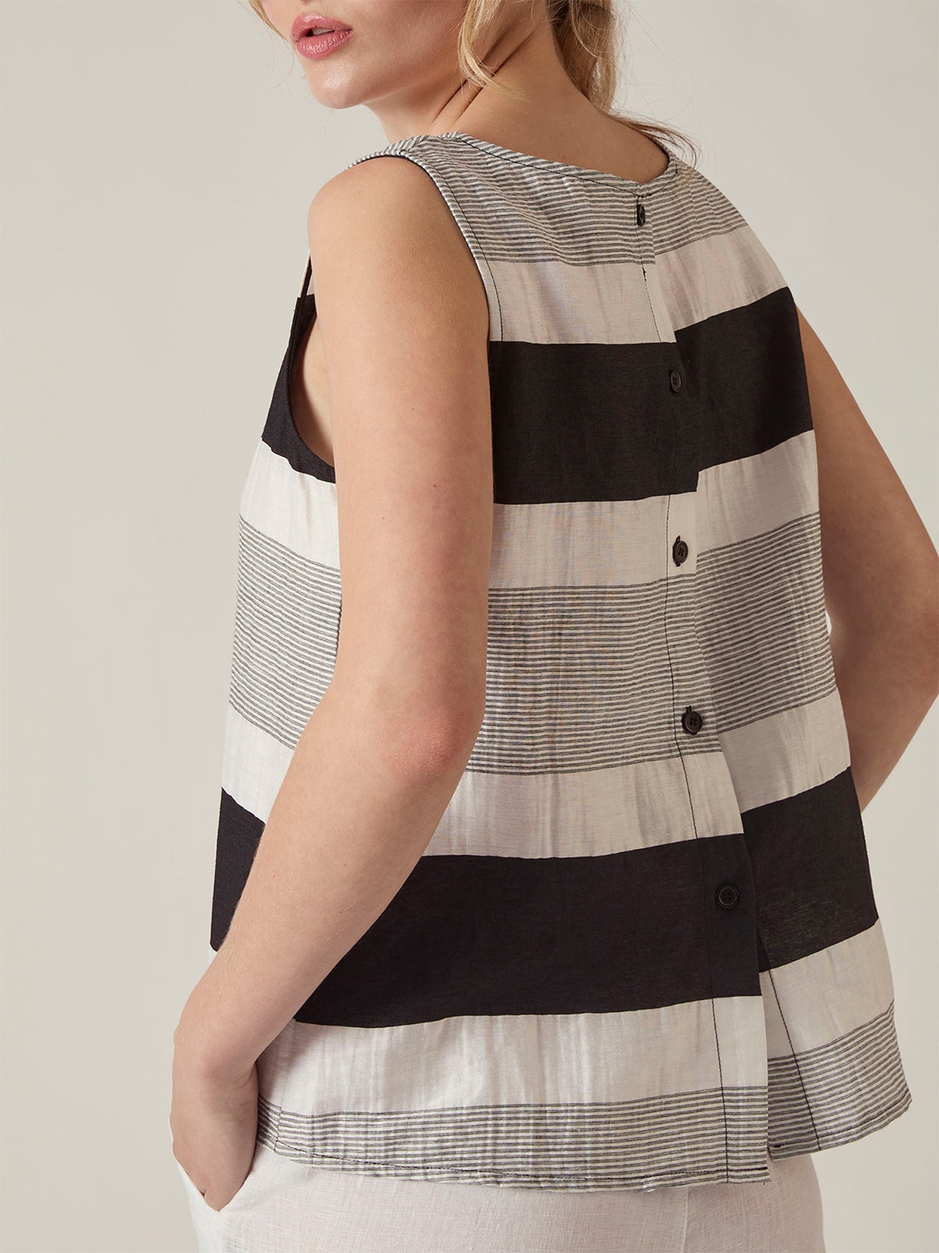 Holiday Striped Linen Blend Top Black
