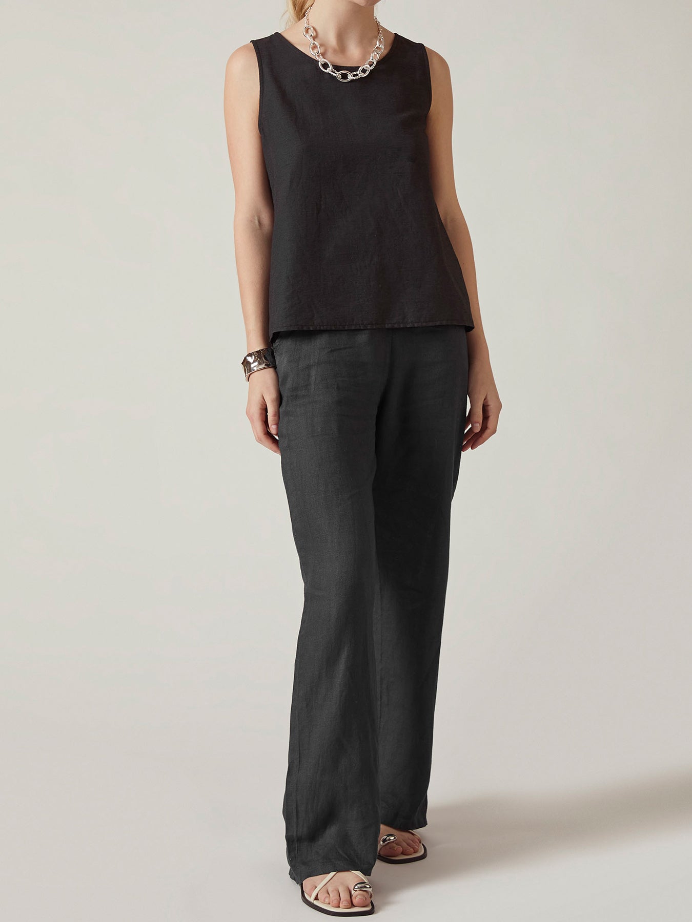 Holiday Linen Blend Top Black