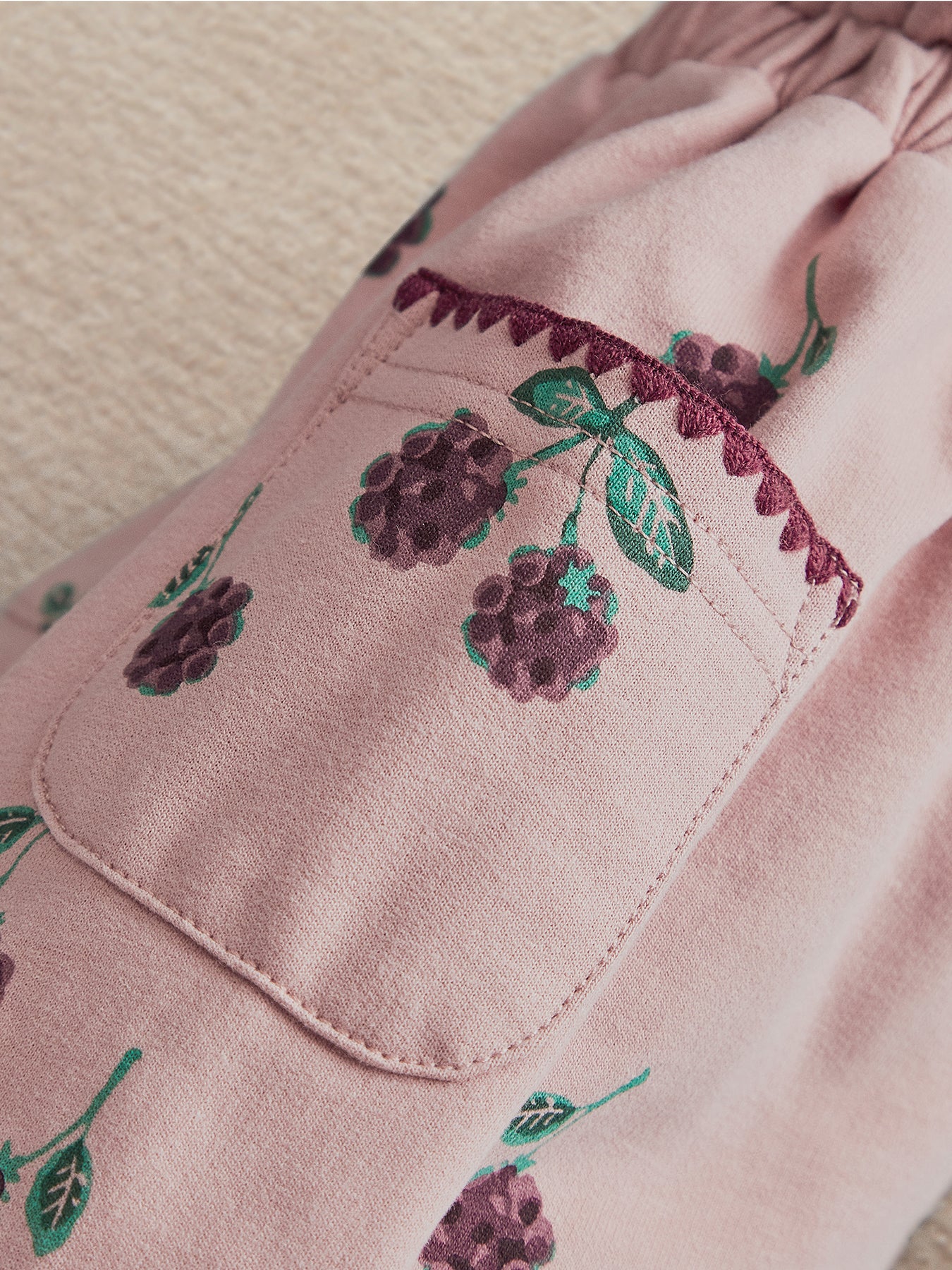 BRAMBLE AOP JOGGERS