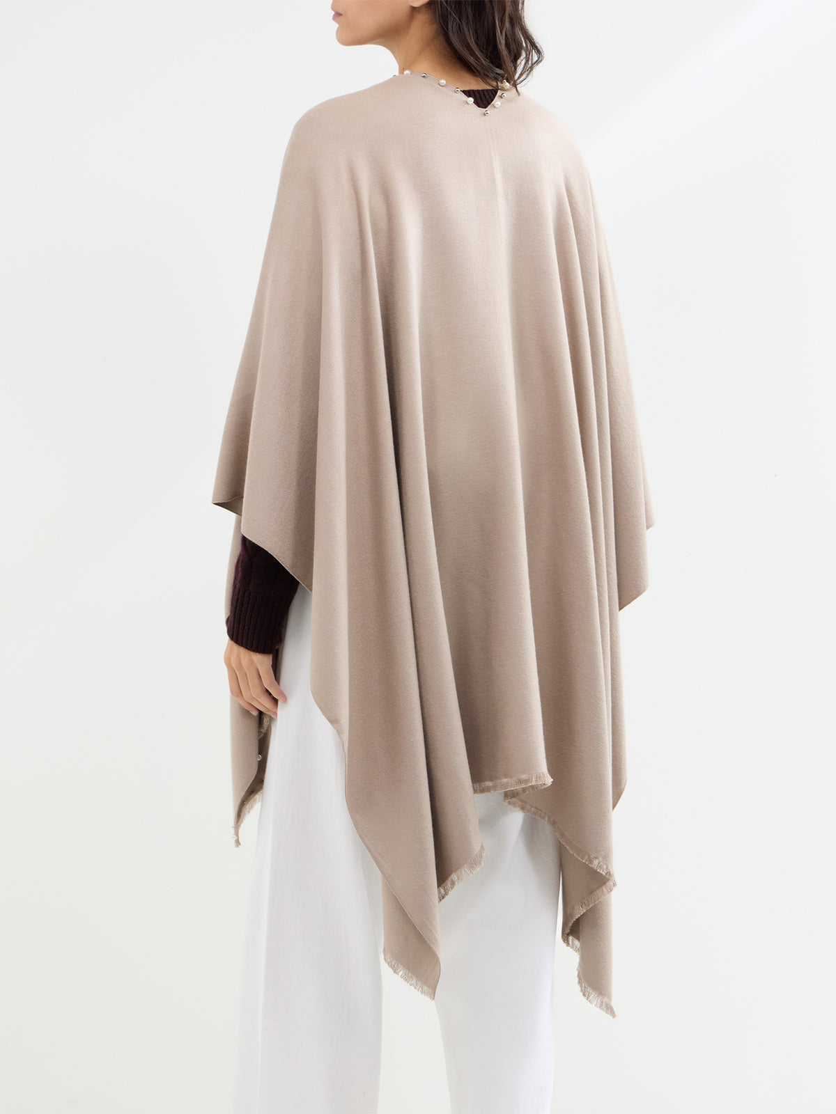 Pearl and Stud Border Wrap