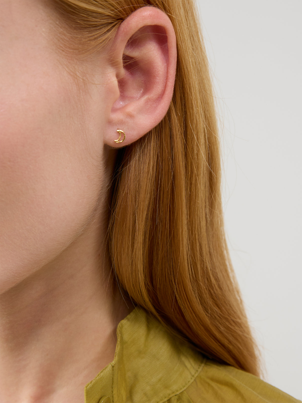 18kt Gold-Plated Organic Moon Stud Earrings