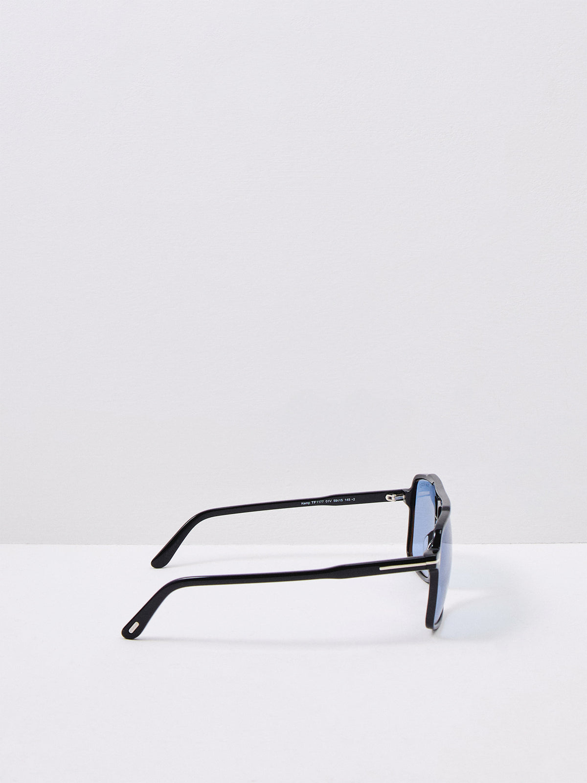 KEMP Shiny Black Sunglasses