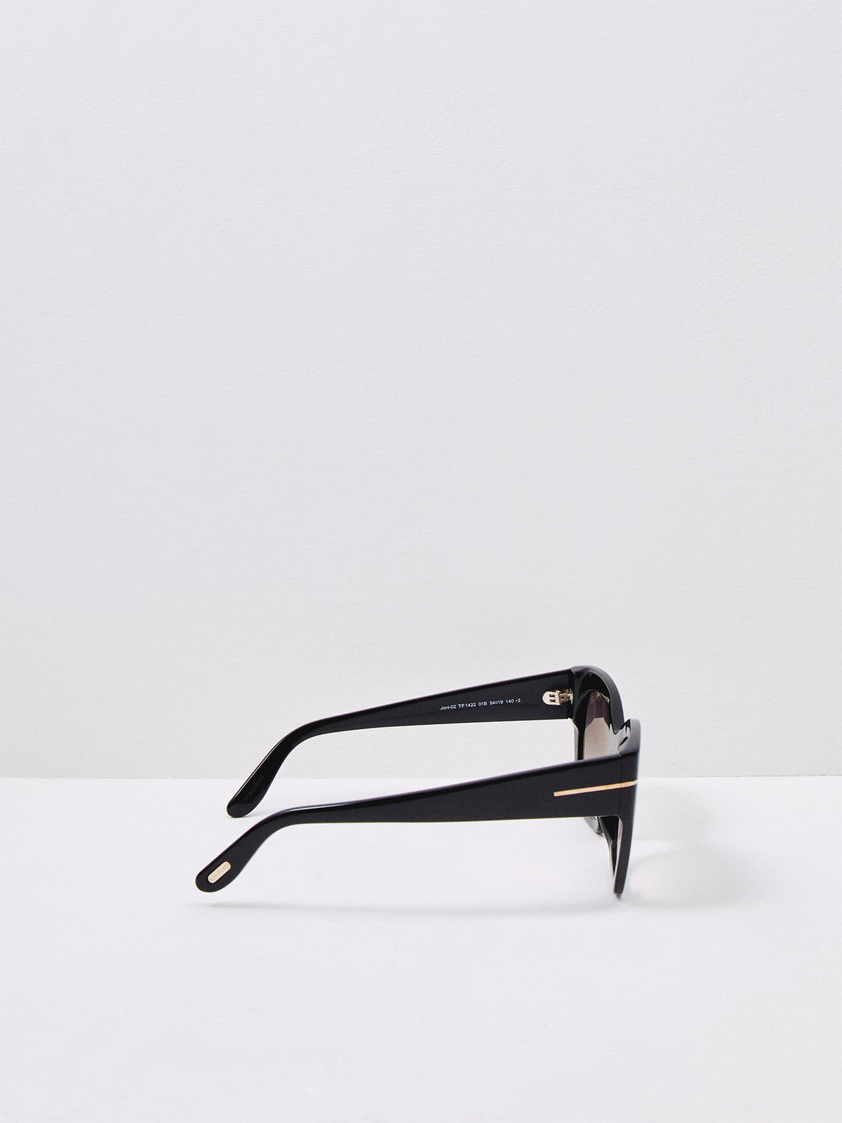 JONI 02 Shiny Black Sunglasses