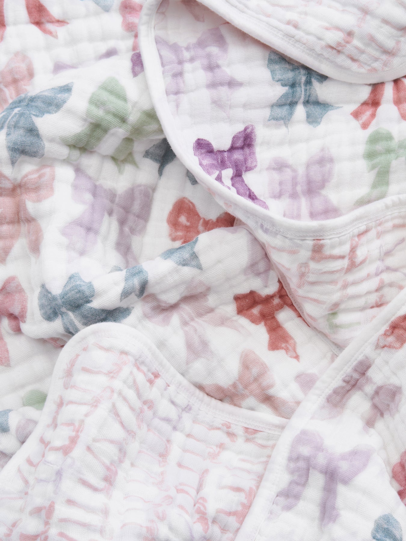 aden + anais Bow Atelier Muslin Dream Blanket