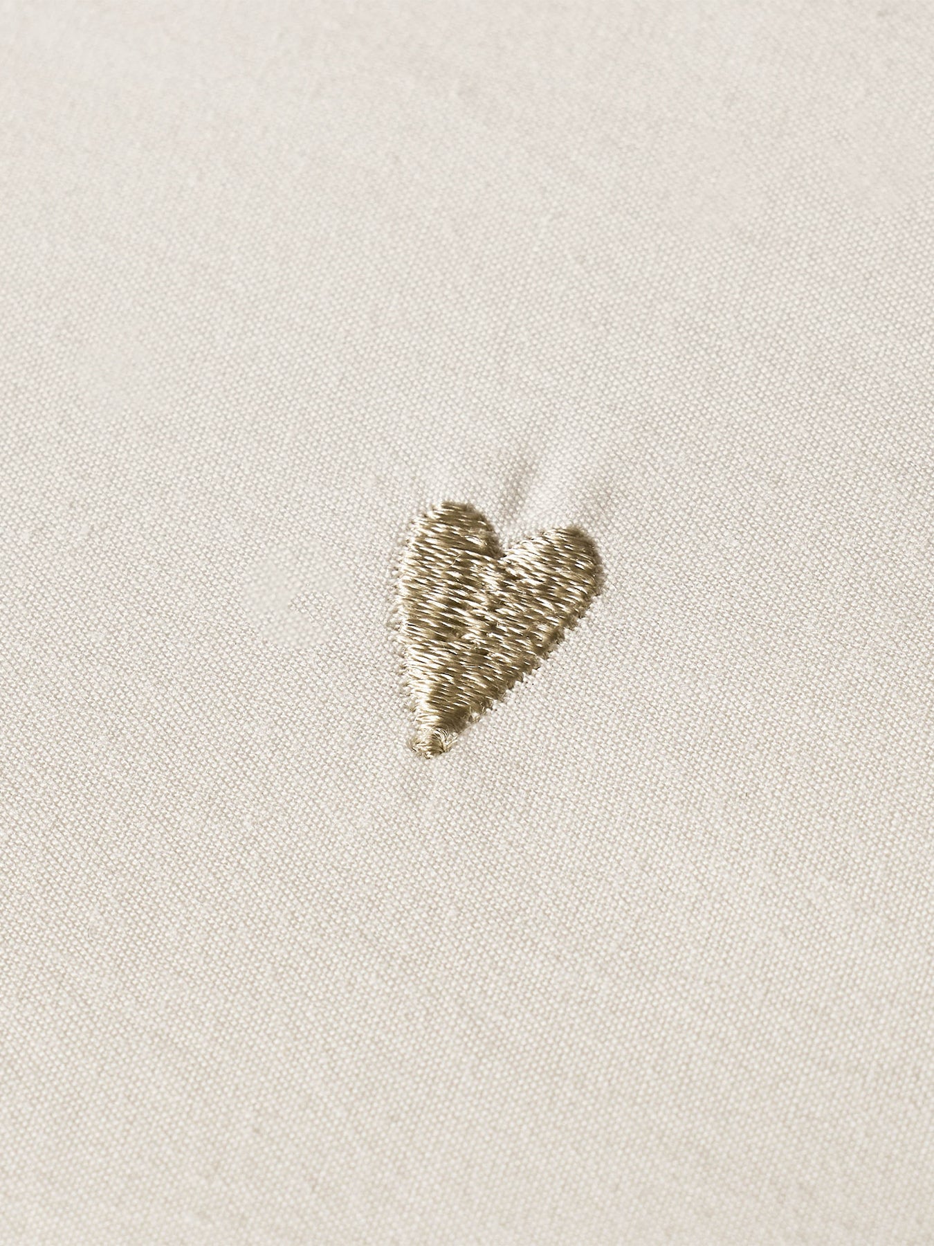 Love Hearts Embroidery Quilt Set