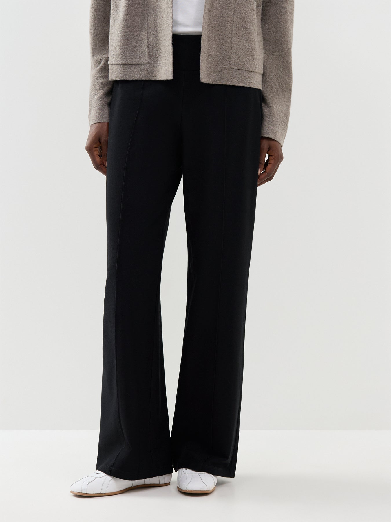 High-Waisted Wide-Leg Pintuck Trousers - Black