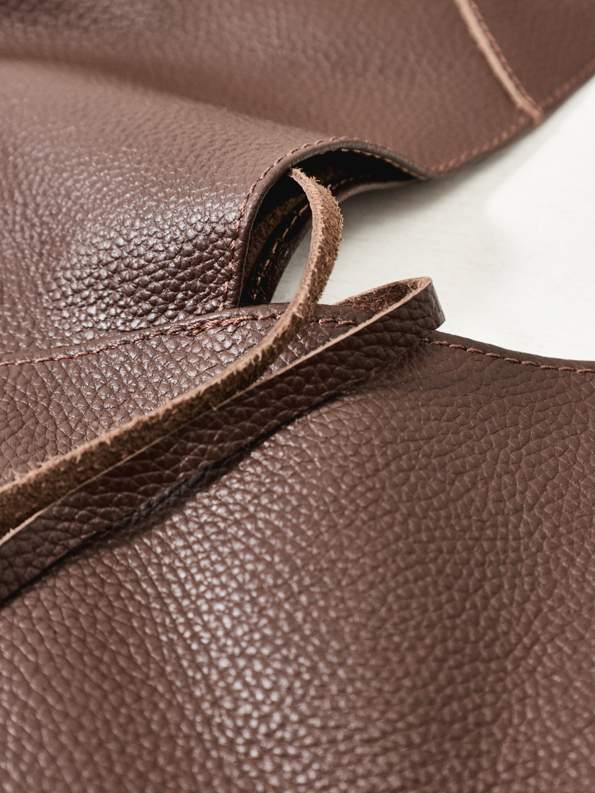 Giselle Leather Shoulder Bag - Mocha