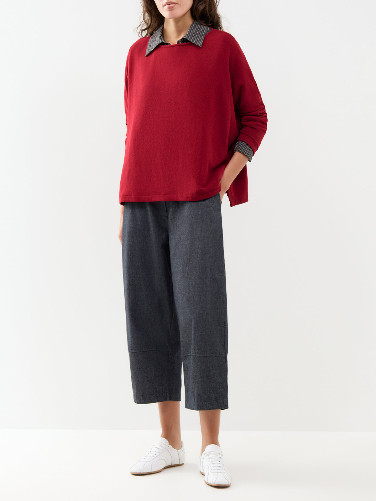 Cotton Blend Barrel-Leg Jeans - Denim Blue