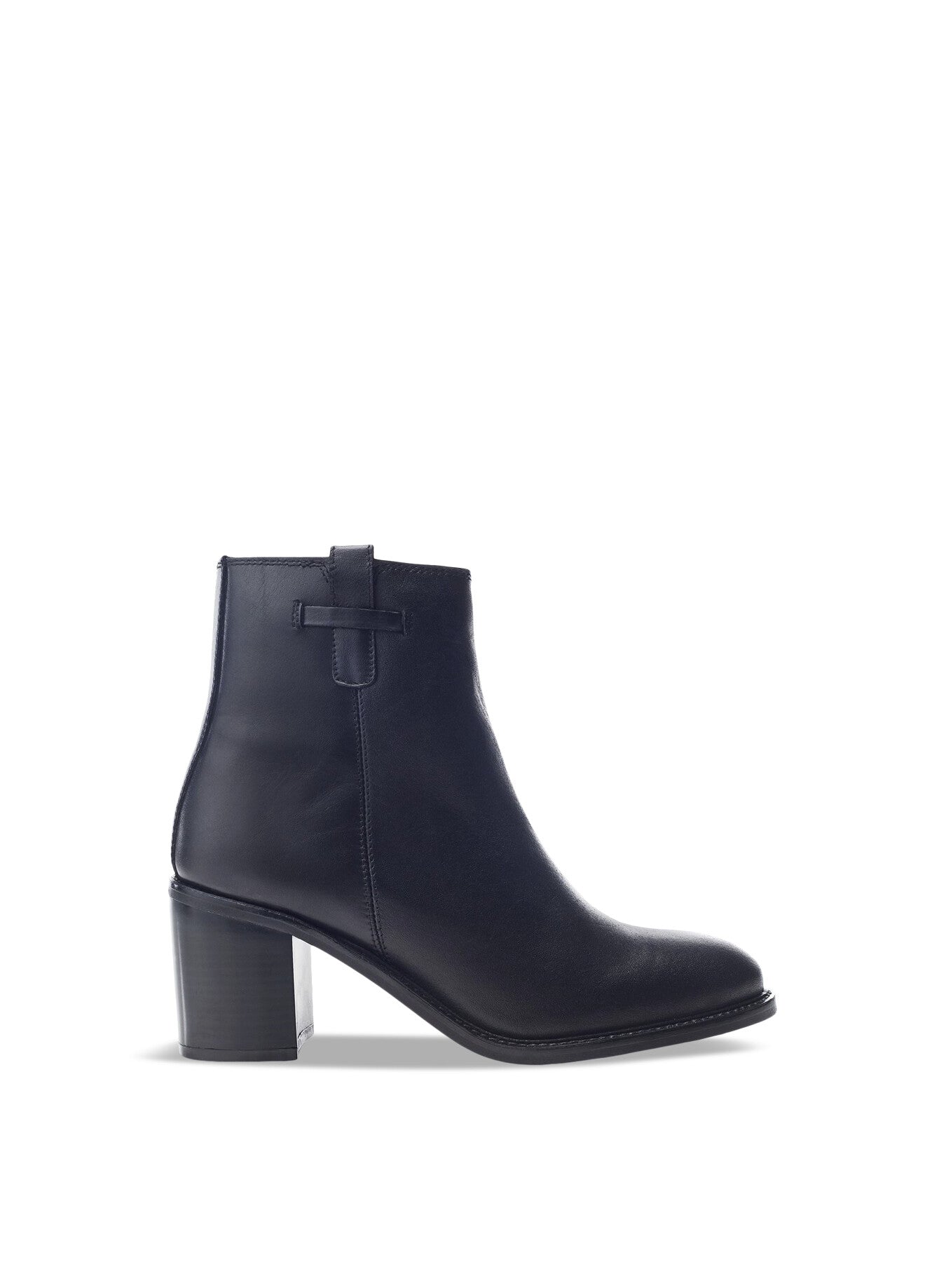 B.Hermoine Leather Boots