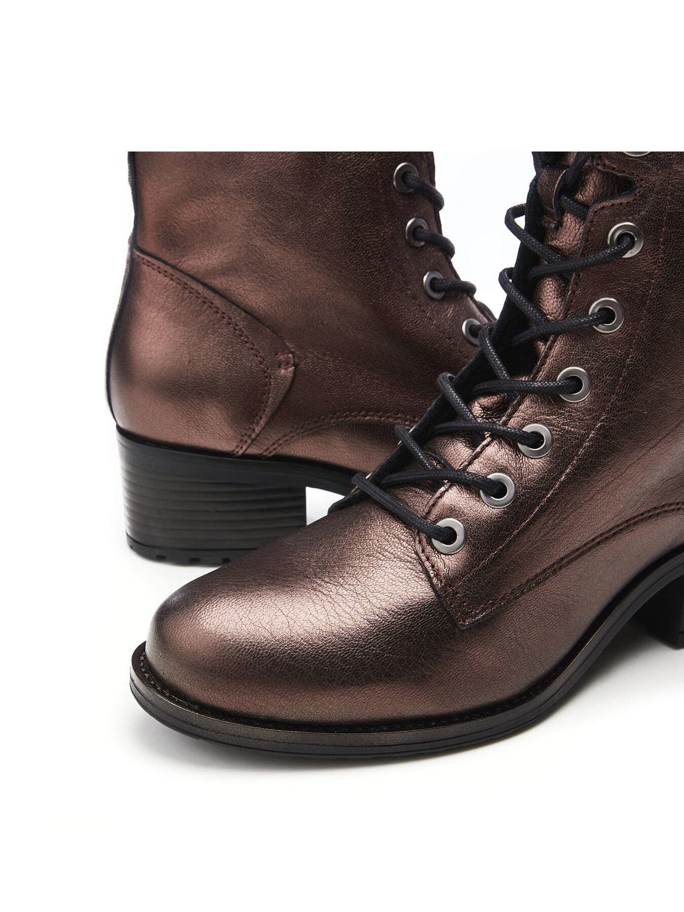 Bezzie Metallic Leather Boots