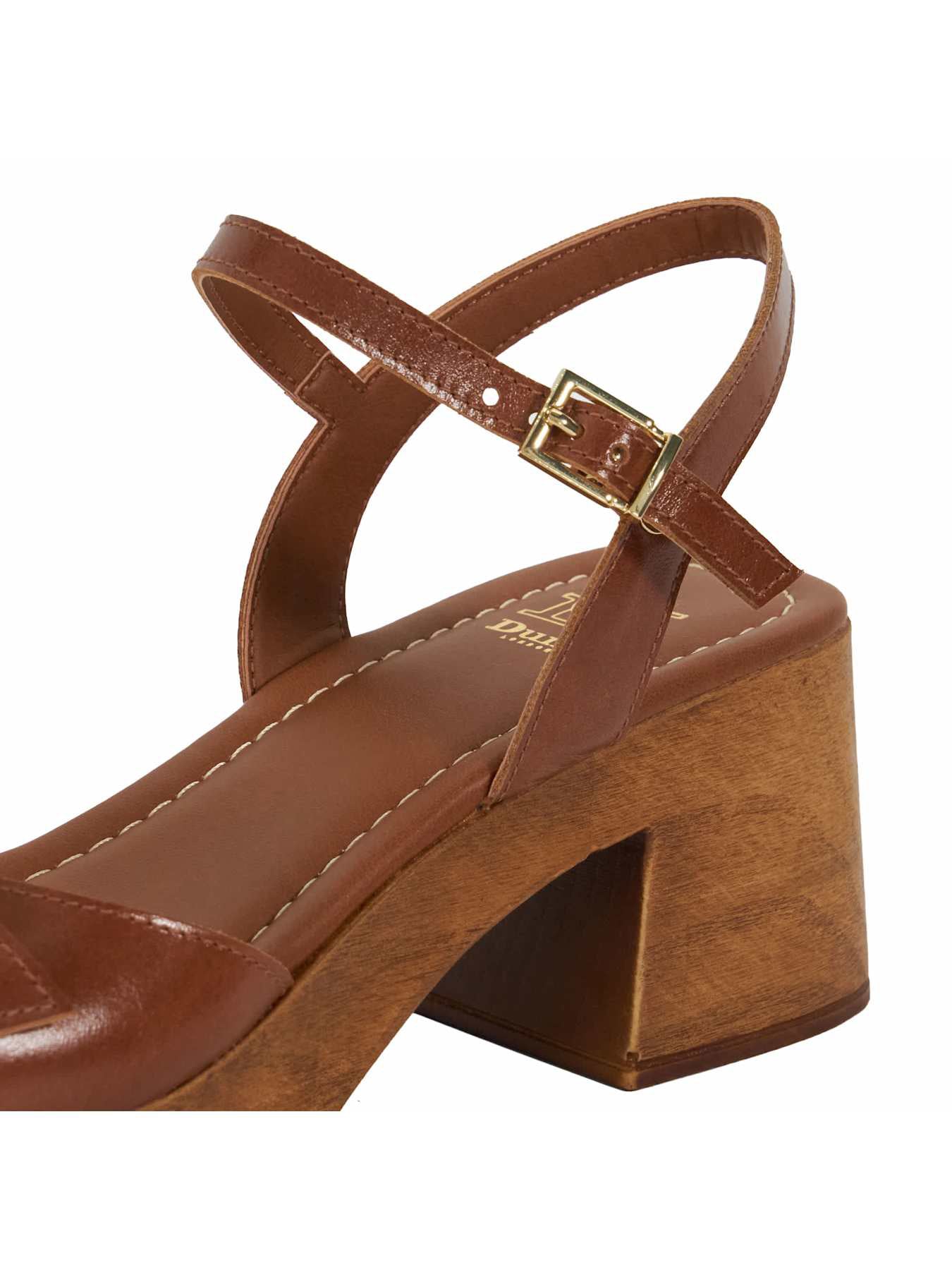 Jeane Leather Ballet Flats Brown