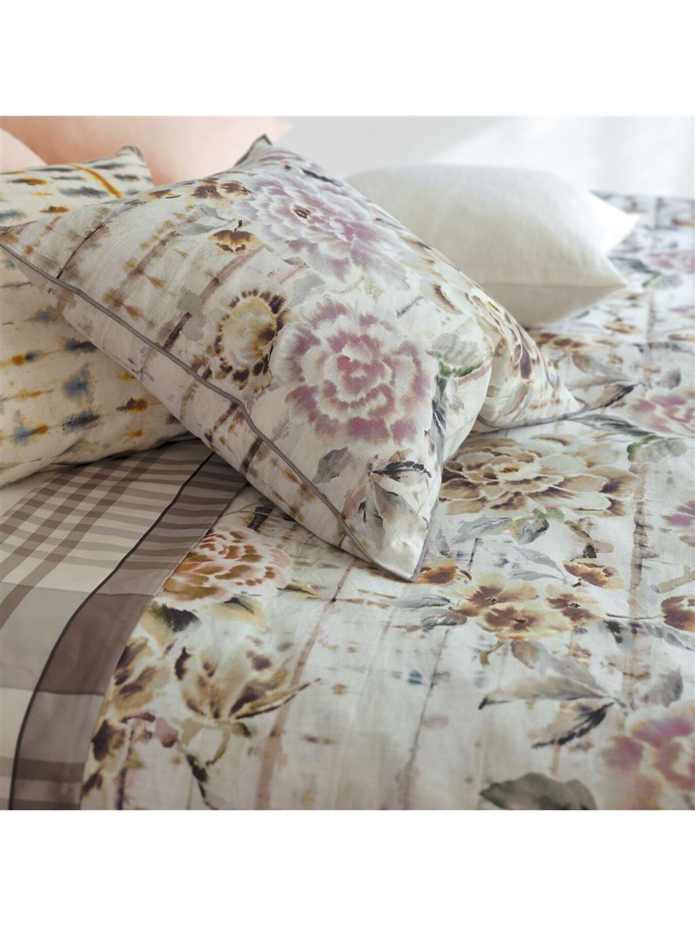 Kyoto Flower Cushion