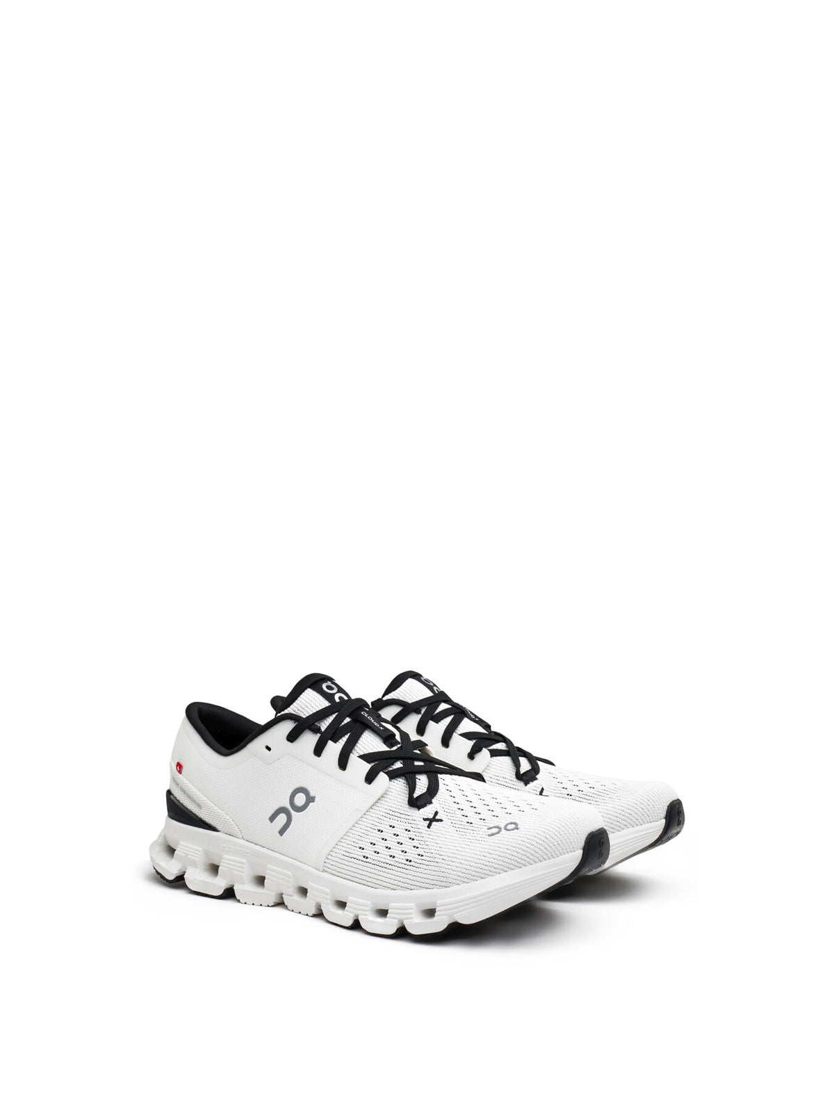 ON Cloud X 4 Trainers