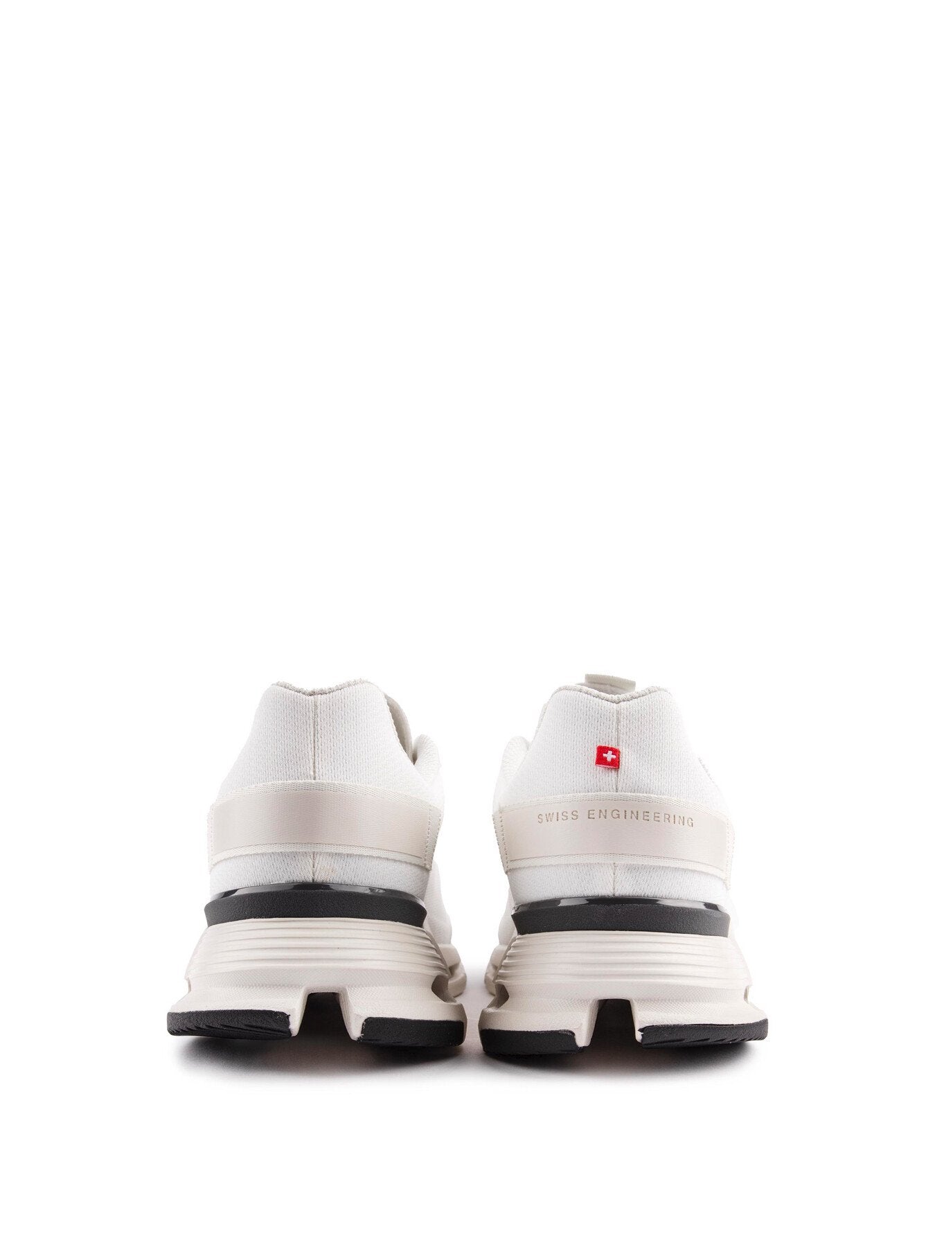 ON Cloud Nova Form Trainers