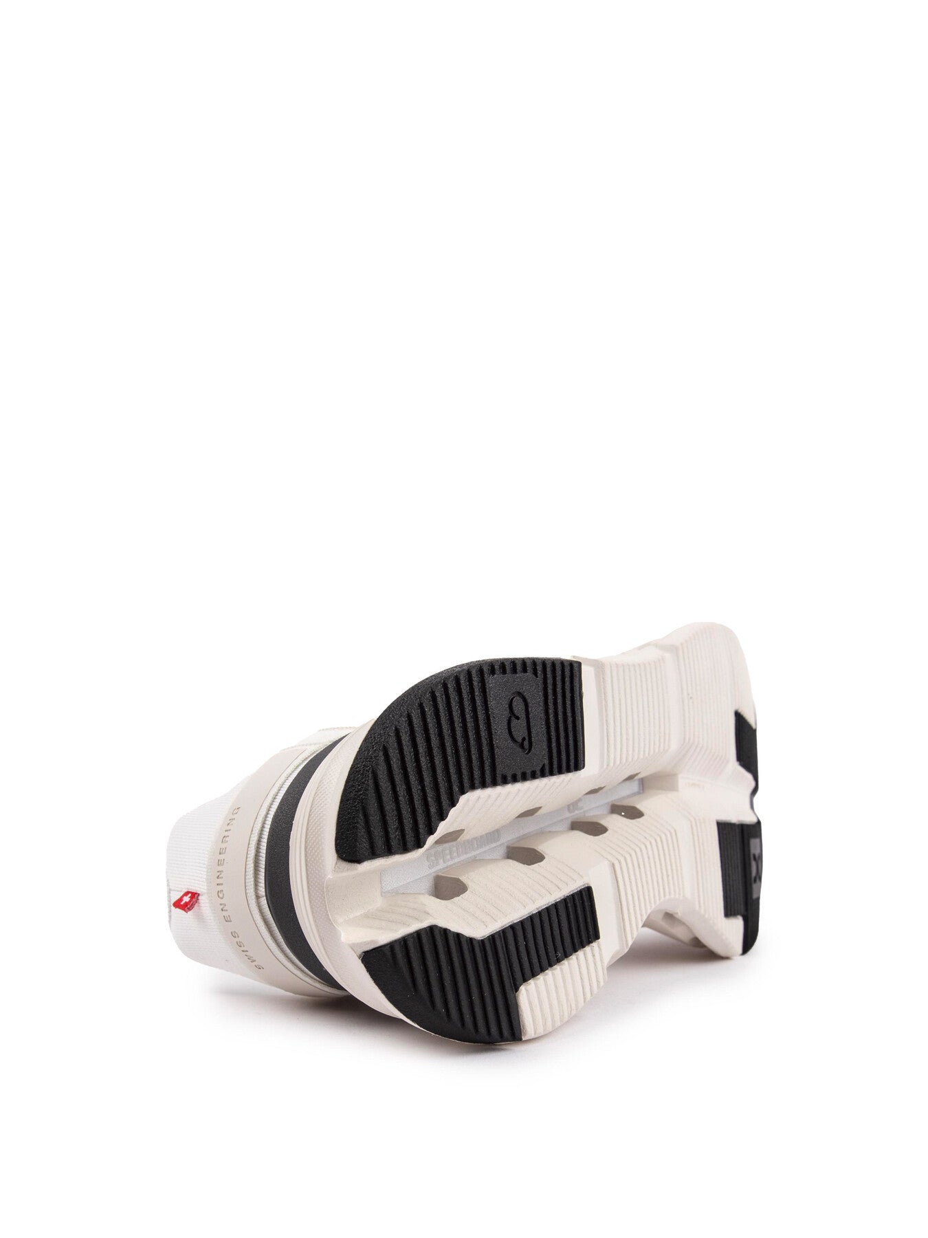 ON Cloud Nova Form Trainers