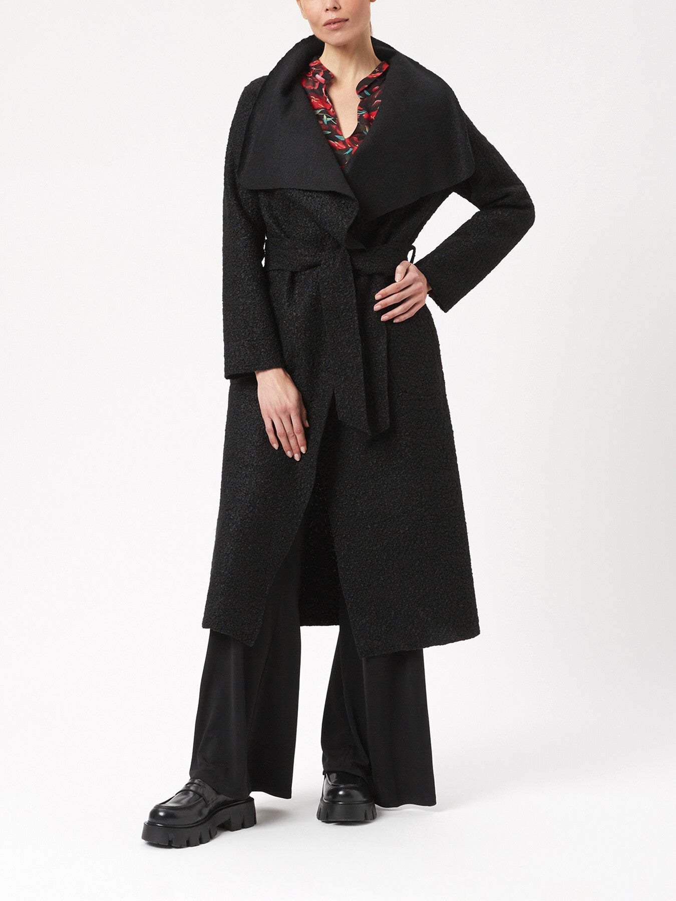 Large Lapel Collar CoatWith Belt