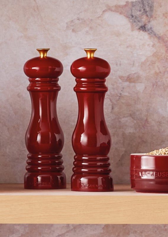 Le Creuset Salt and Pepper Mill Duo Garnet