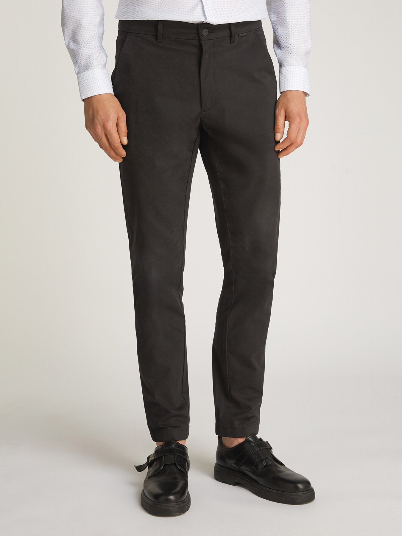 Slim Sateen Chino Shorts Black