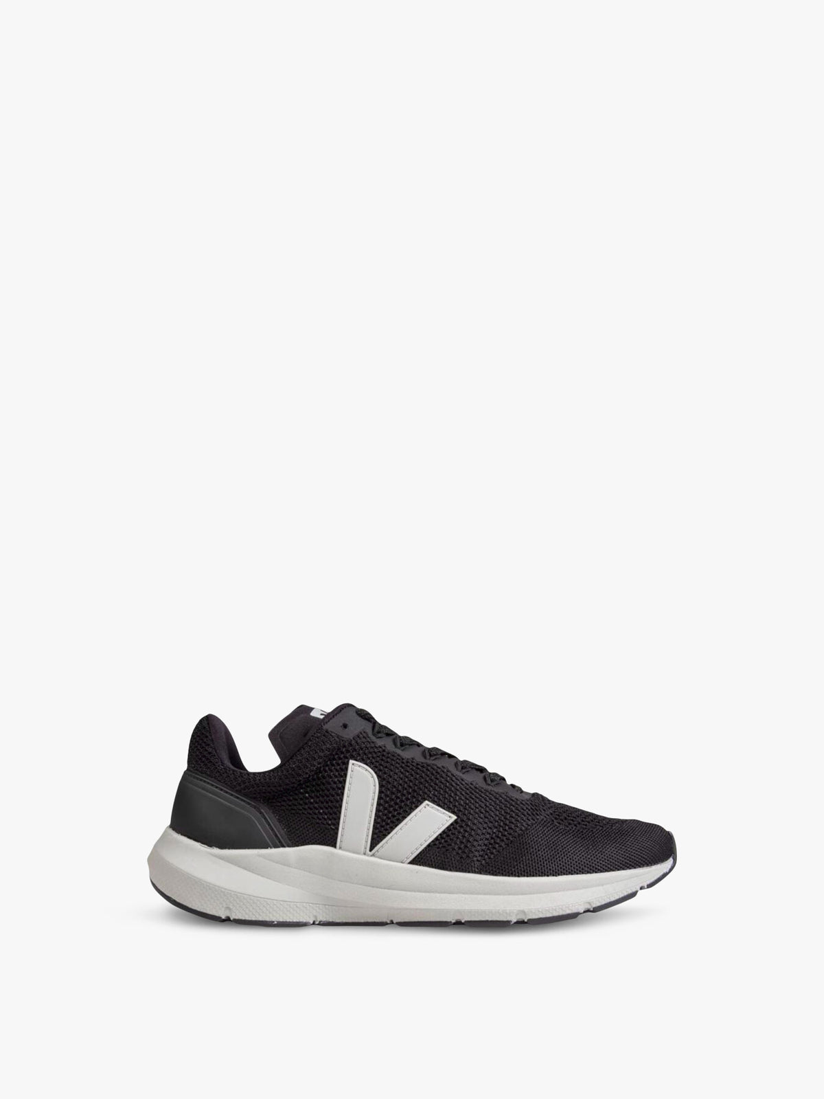 VEJA Marlin V-knit Vegan Trainers