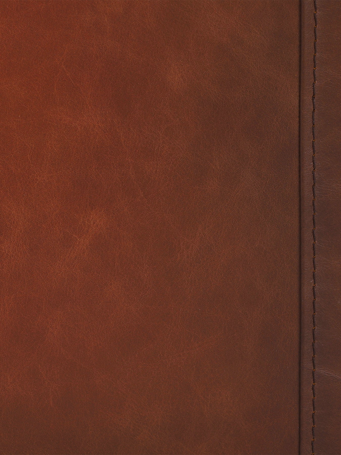 Ullswater Leather 3.5 Seater Chesterfield Sofa