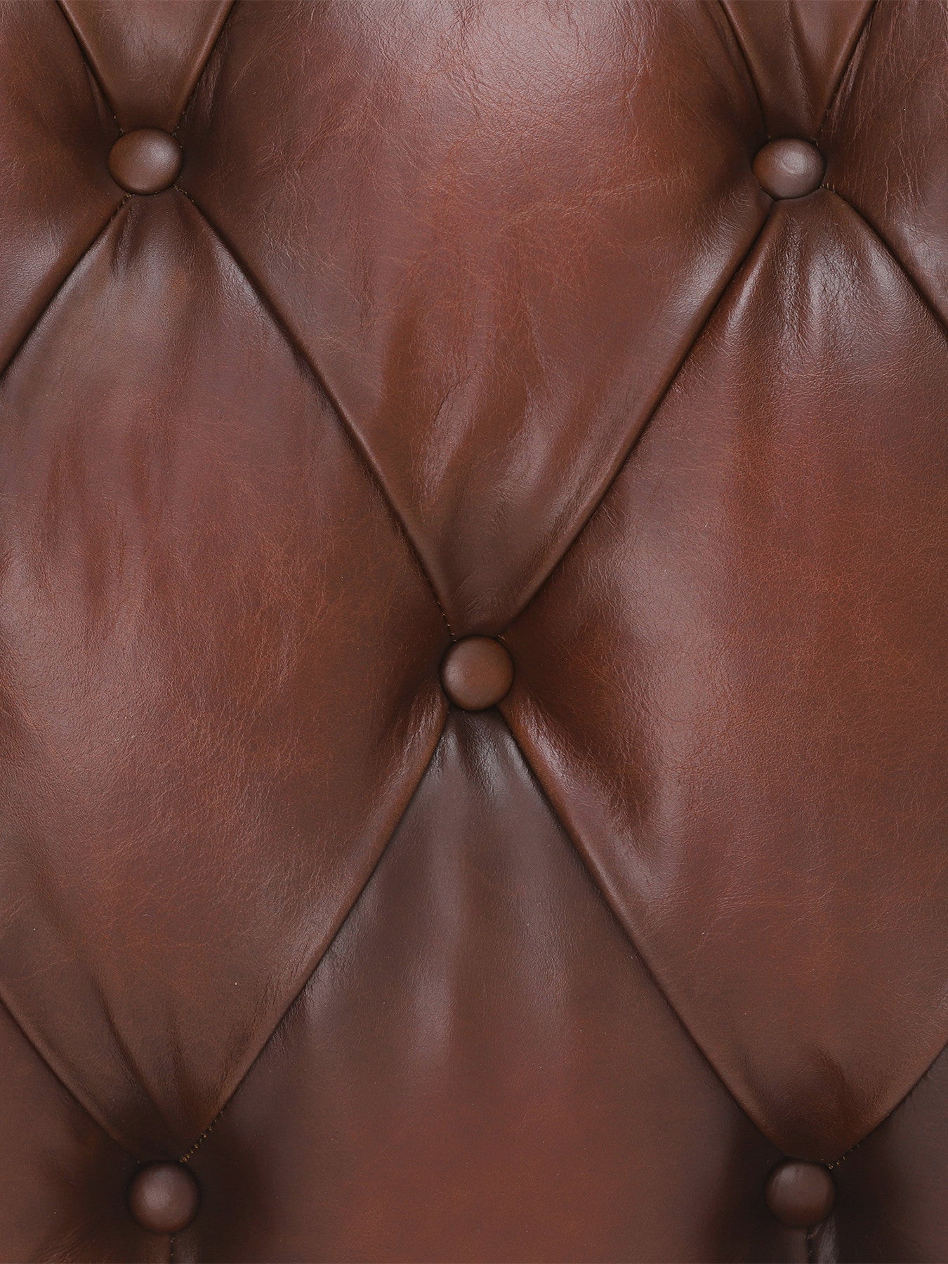 Ullswater Leather 3.5 Seater Chesterfield Sofa