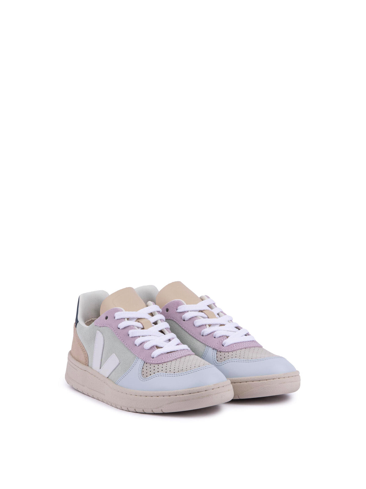 VEJA V-10 Trainers